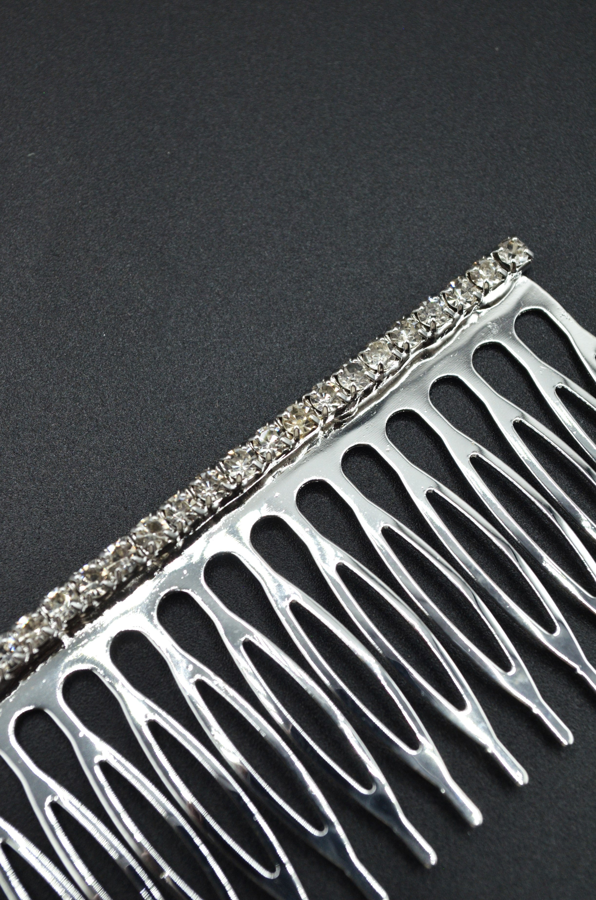 Pieptan Metalic Cu 1 Randuri De Strasuri, 70x40mm