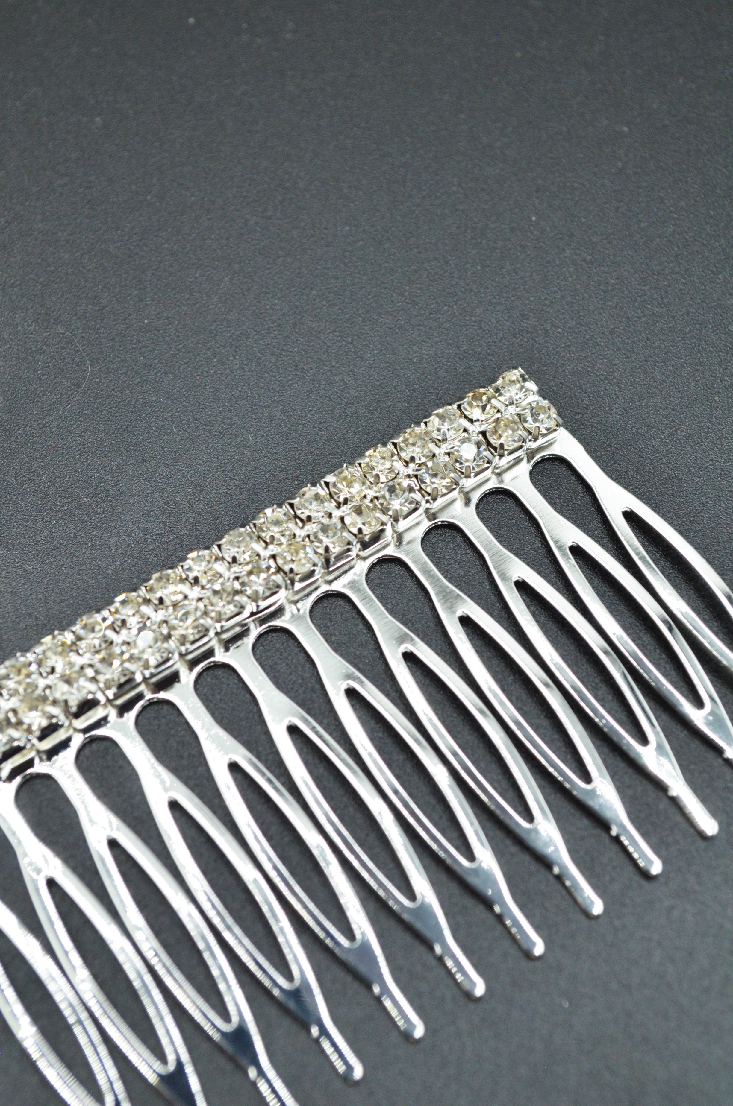 Pieptan Metalic Cu 2 Randuri De Strasuri, 60x40mm