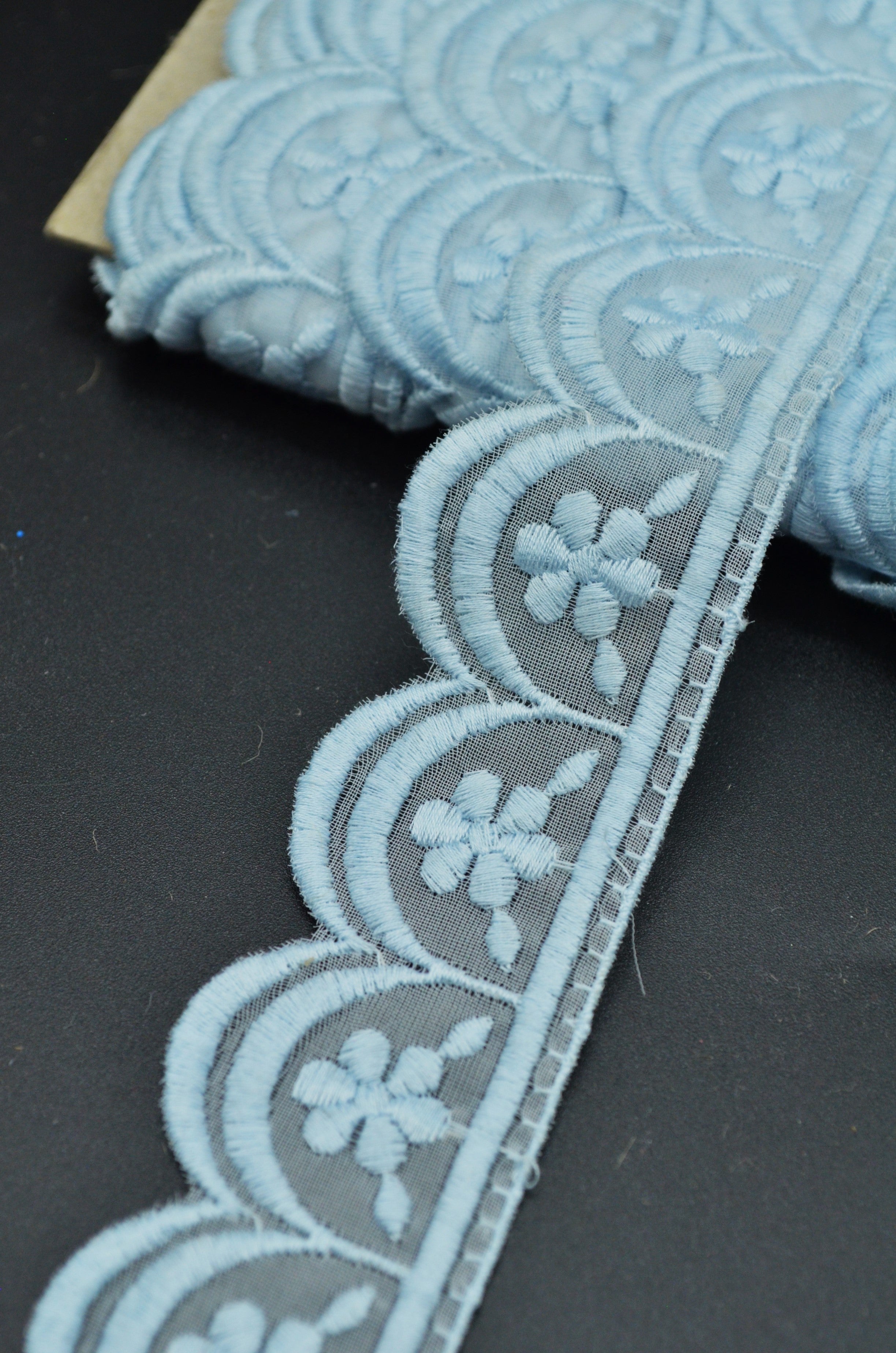 Dantela Bleu, 40mm