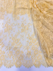 Dantela Tip Chantilly Galben pastel - preț pe metru