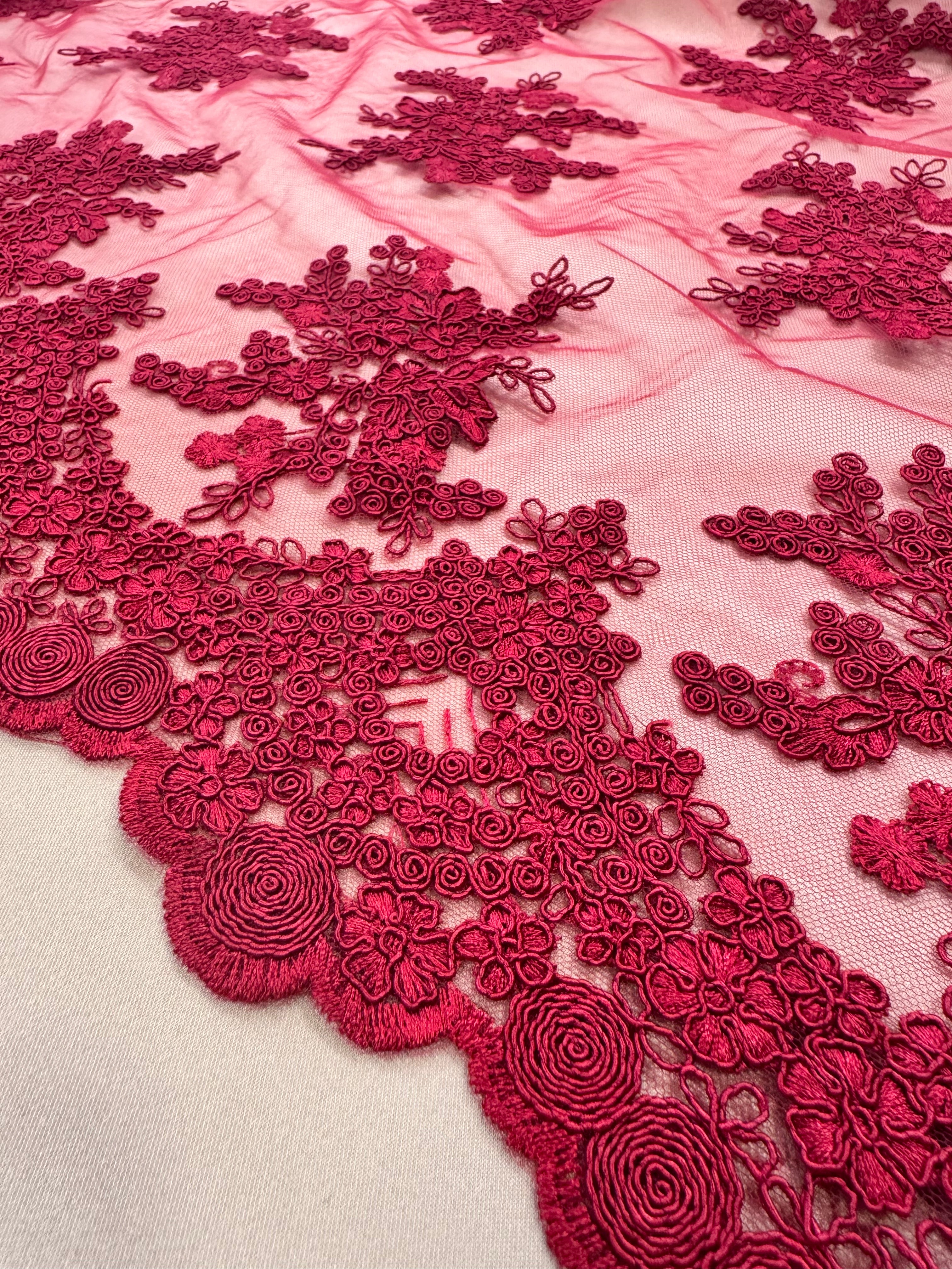 Broderie Pe Tull Visinie
