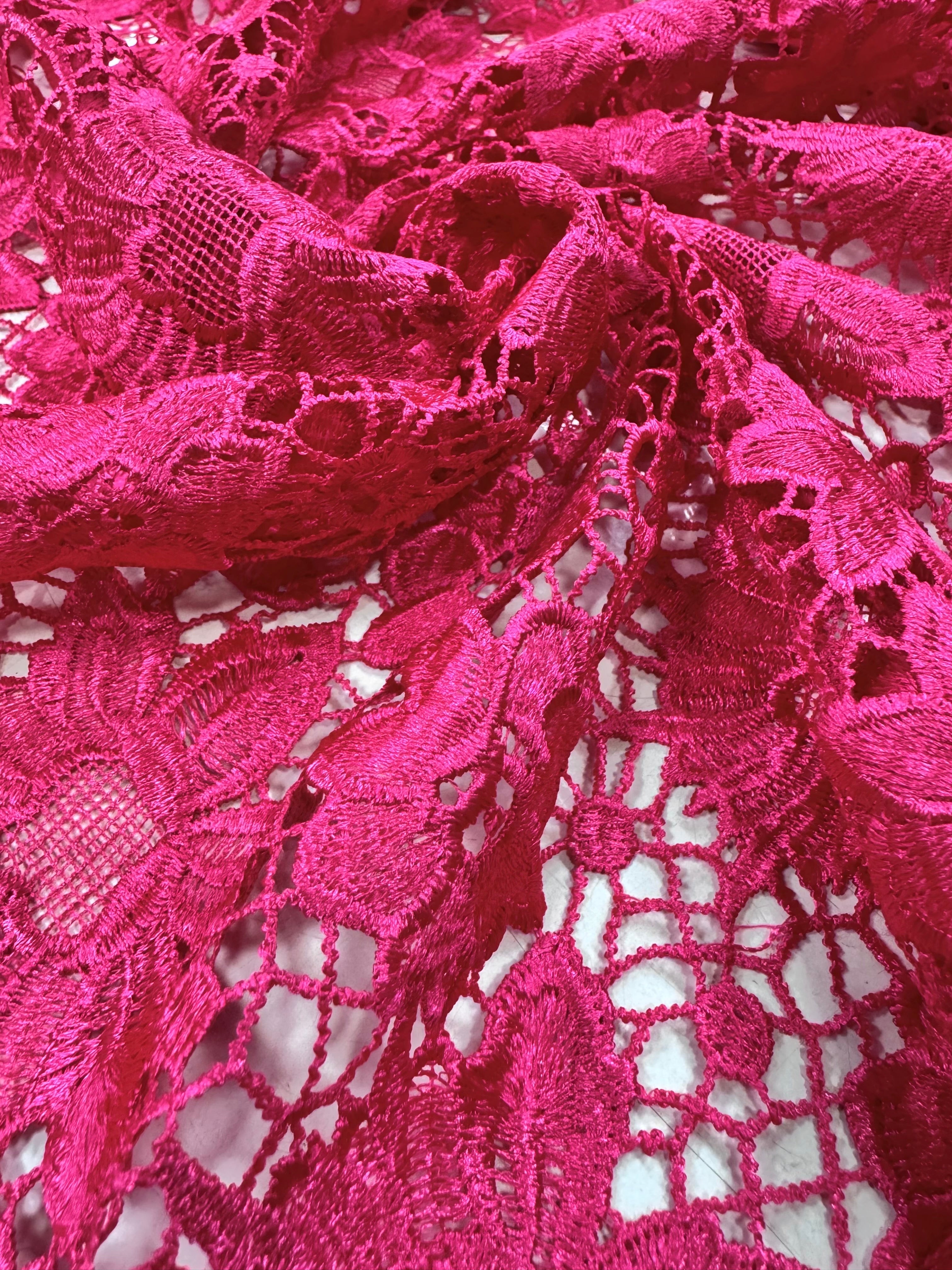 Broderie Sparta, Fucsia