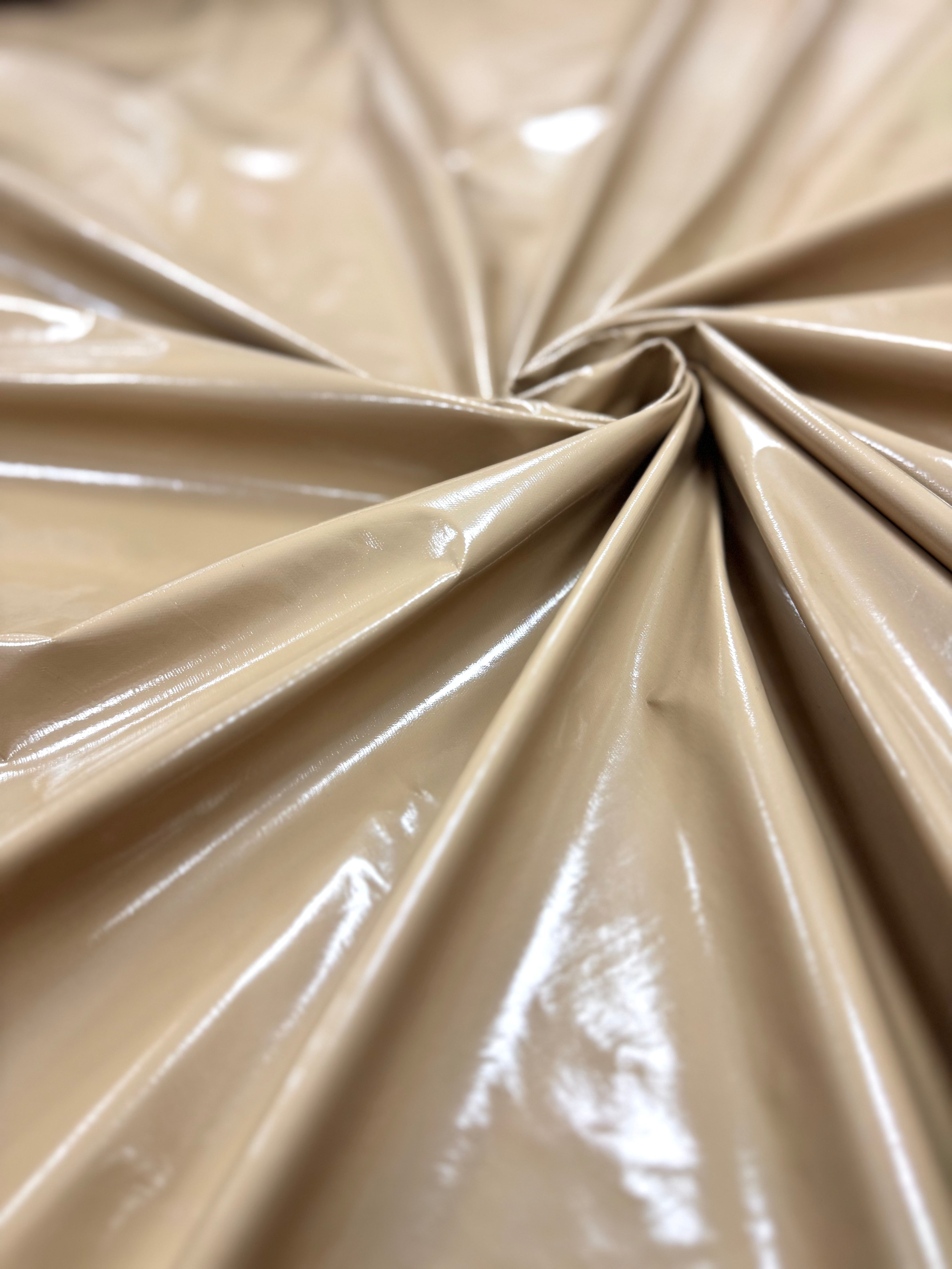 Țesătură latex imitație de piele lăcuită cu elastan - Bej