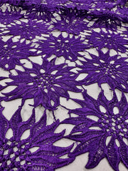 Broderie Sparta, Mov