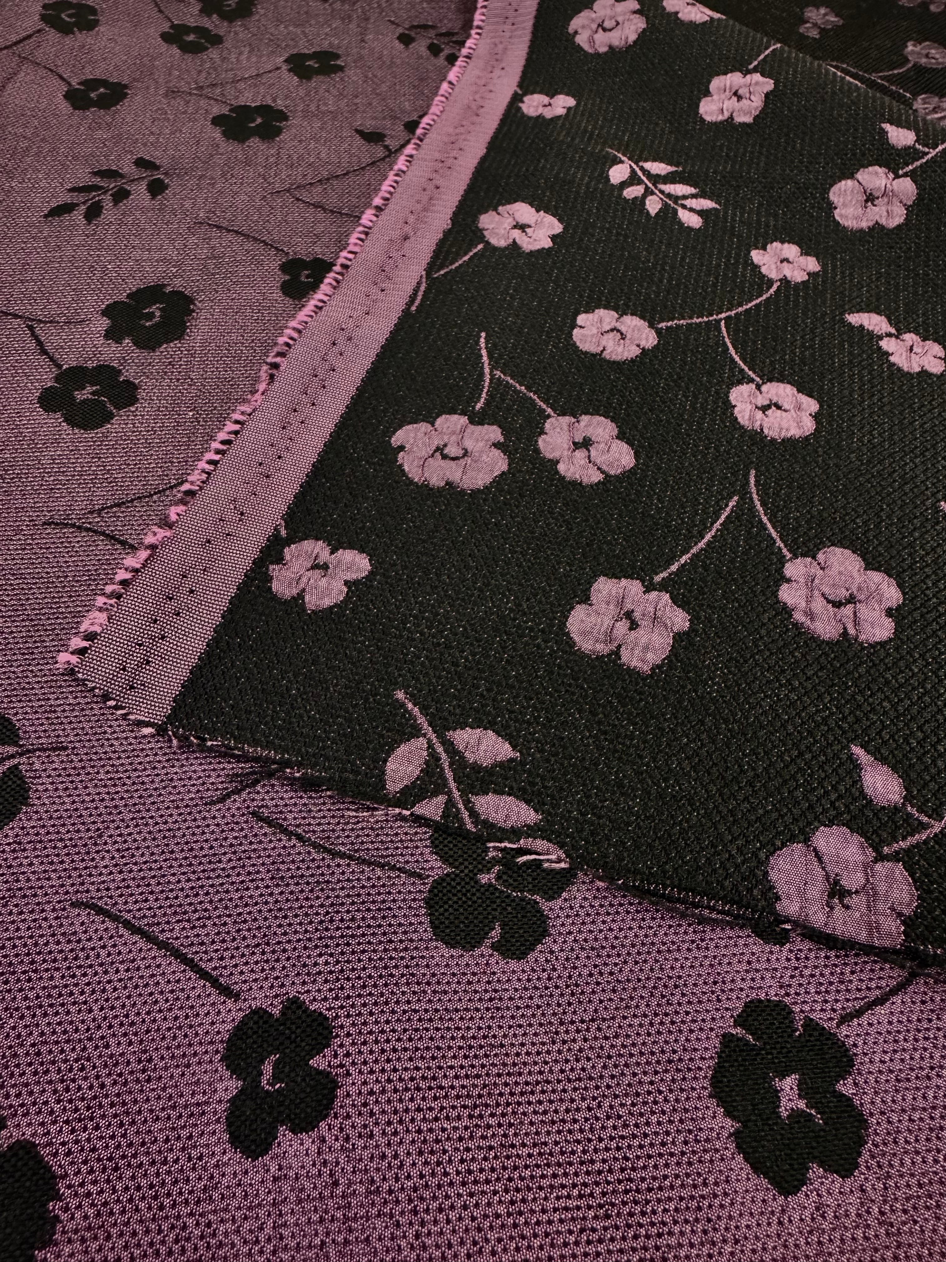 Brocard cu doua fete