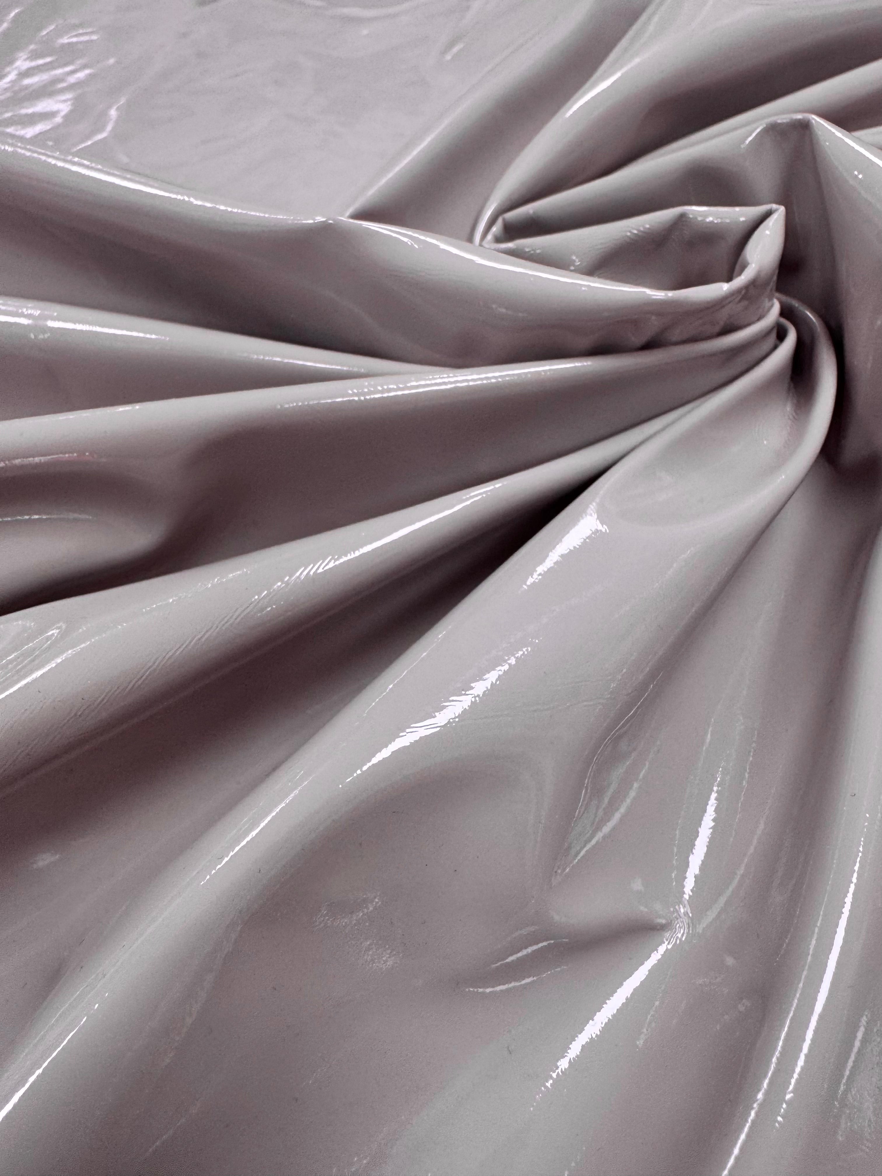 Țesătură latex imitație de piele lăcuită cu elastan - Bej Roze