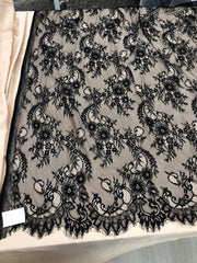 Dantela Tip Chantilly 300 x 150m, Negru