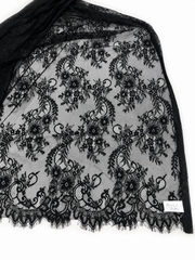 Dantela Tip Chantilly 300 x 150m, Negru
