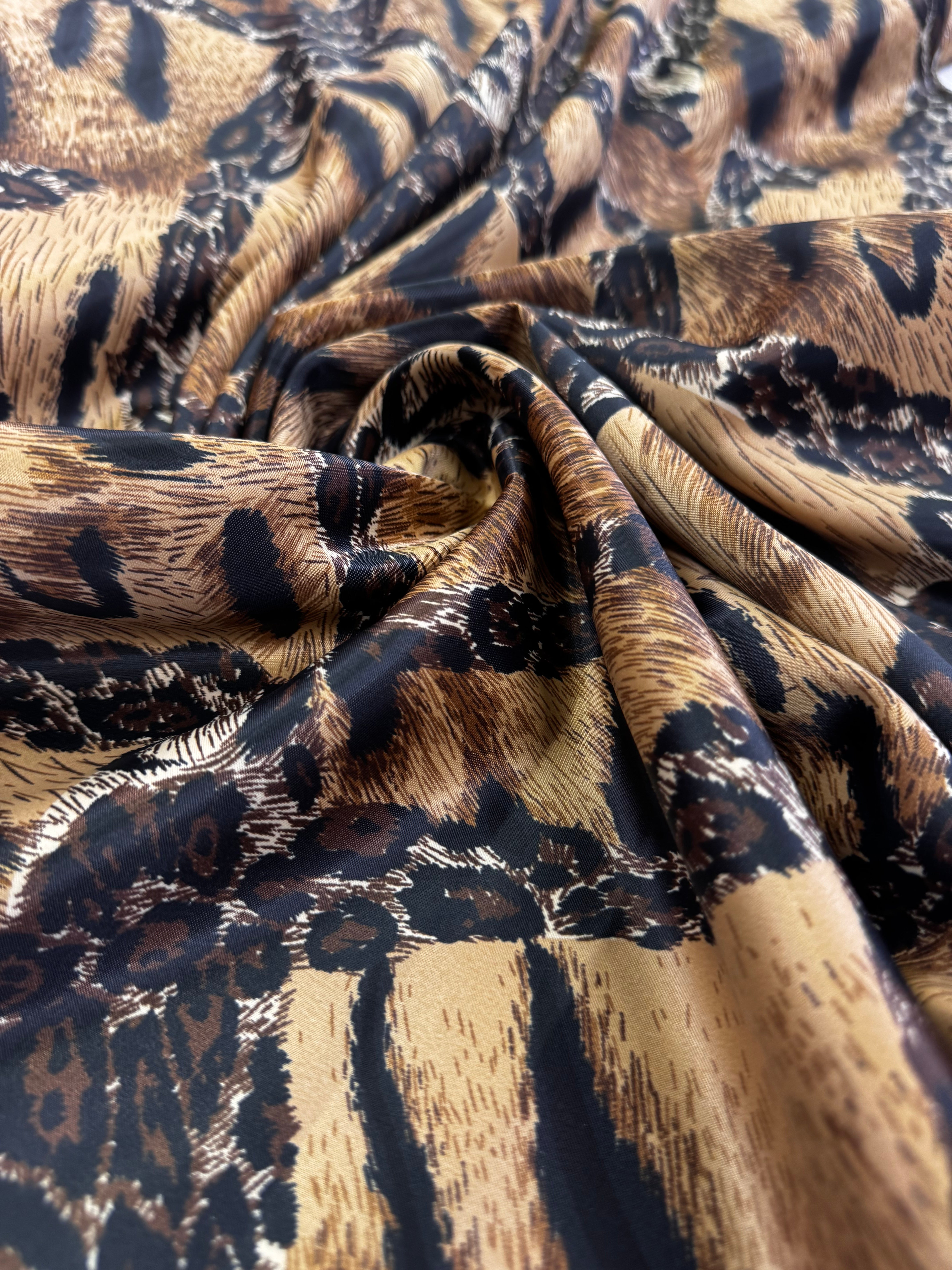Matase Imprimata Animal Print