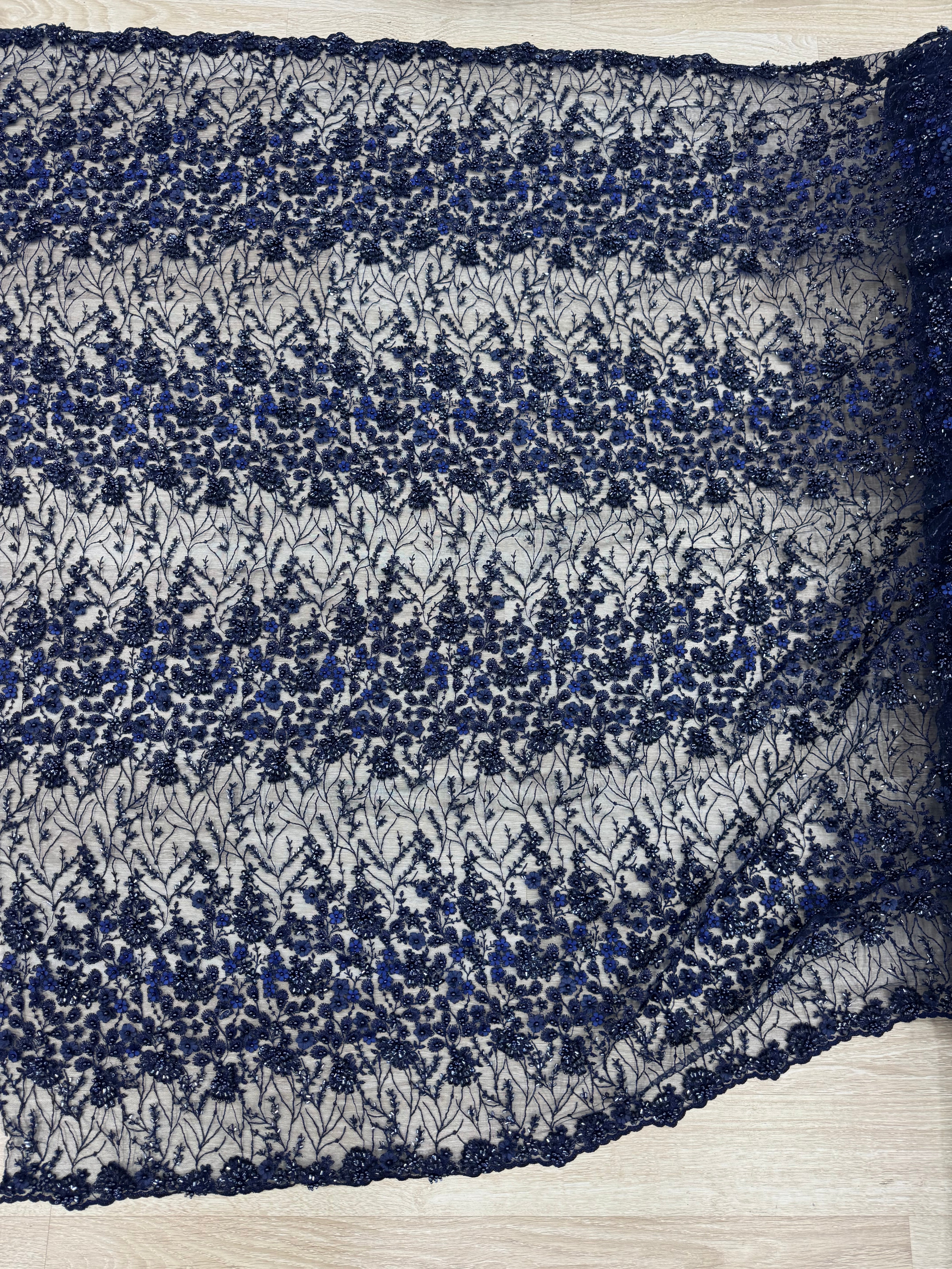 Broderie pe Tull cu margele Bleumarin - Latime 1.20m