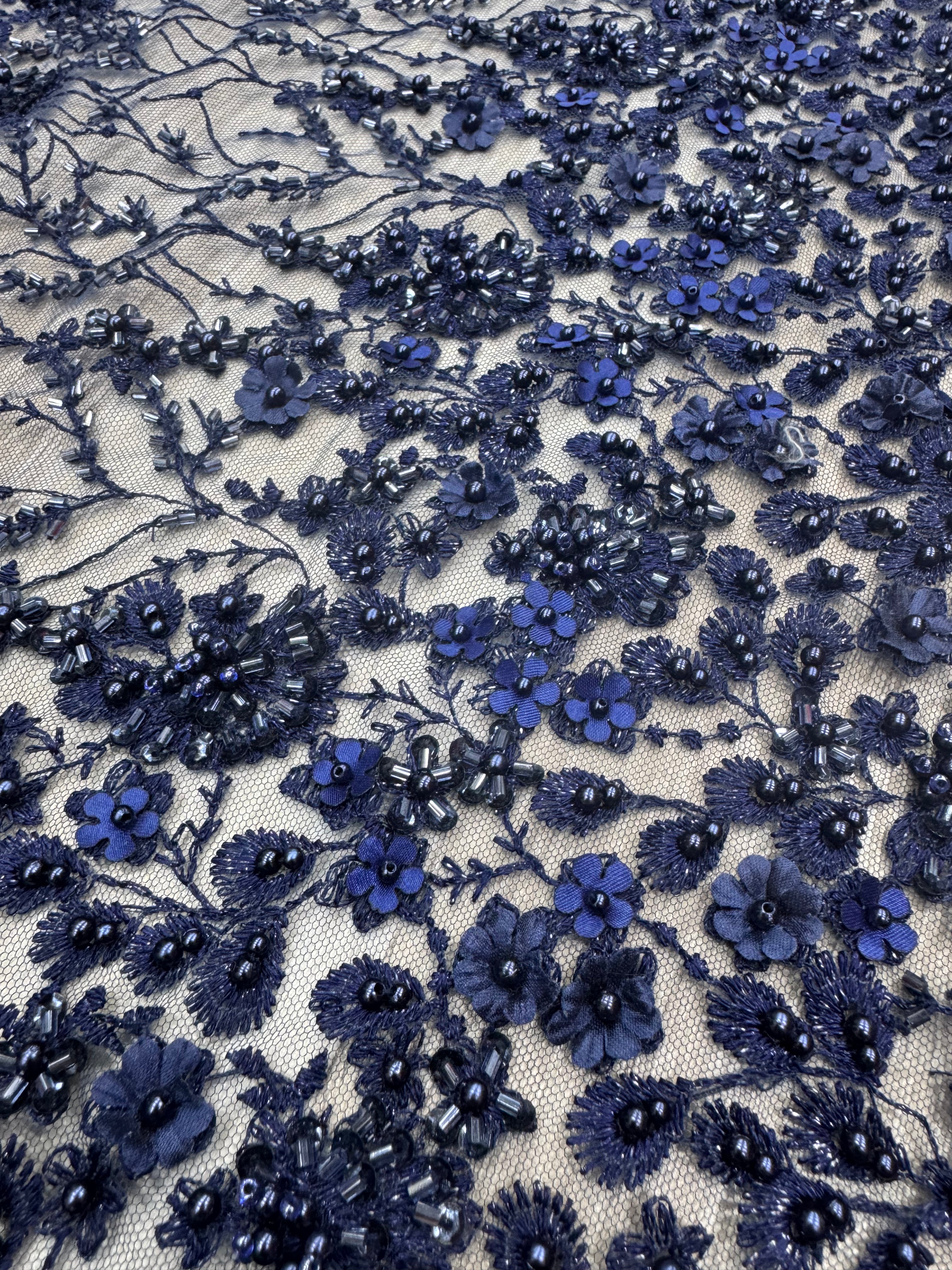 Broderie pe Tull cu margele Bleumarin - Latime 1.20m
