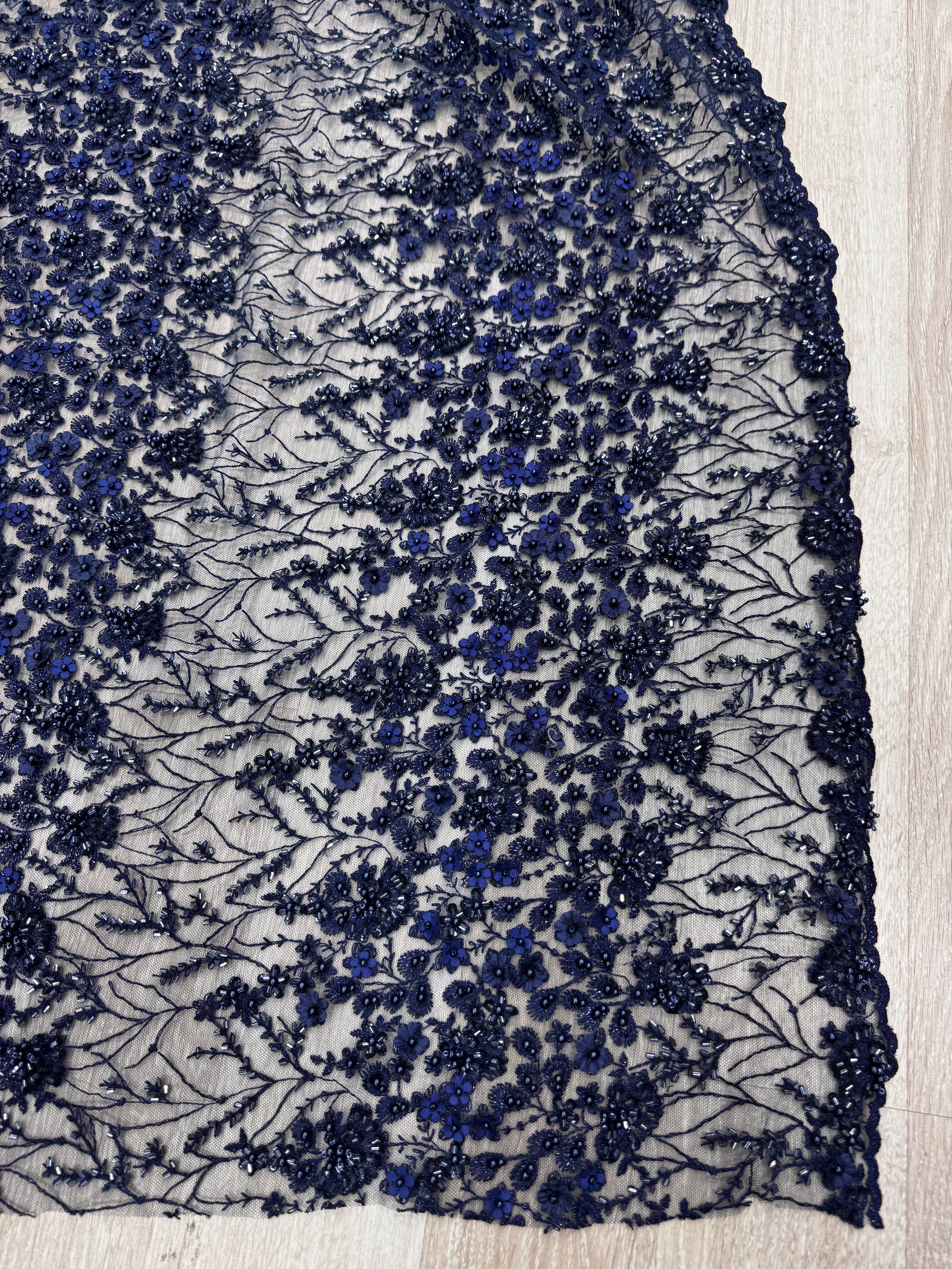Broderie pe Tull cu margele Bleumarin - Latime 1.20m