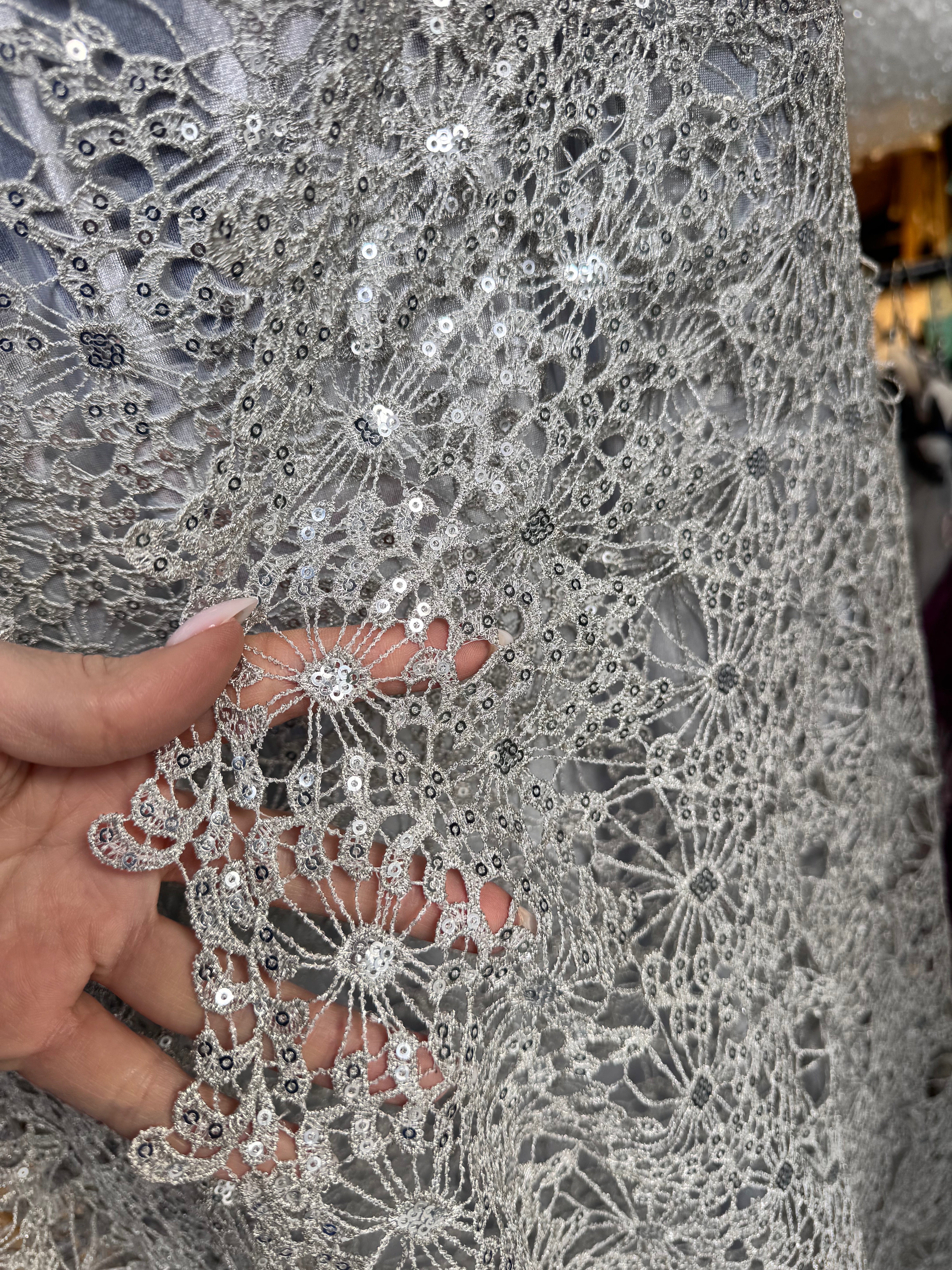 Broderie Sparta Argintie Cu Paiete