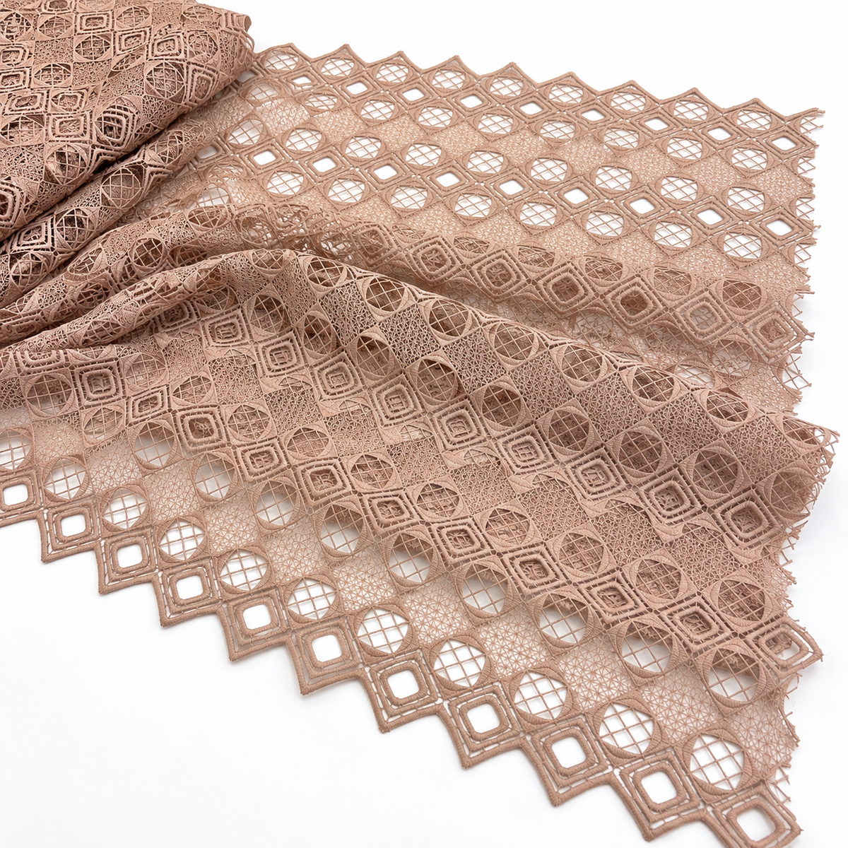 Broderie Sparta Bej Roze