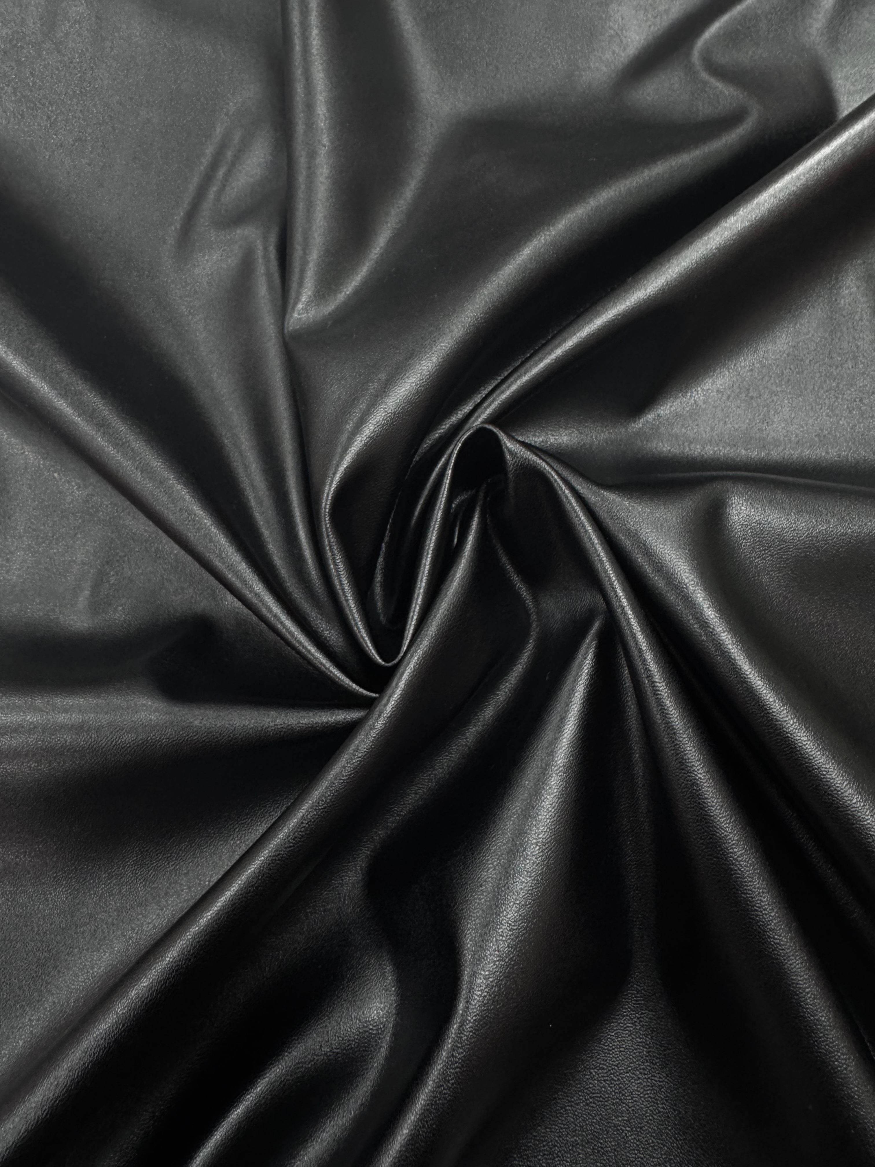 Piele Ecologica Elastica, Negru