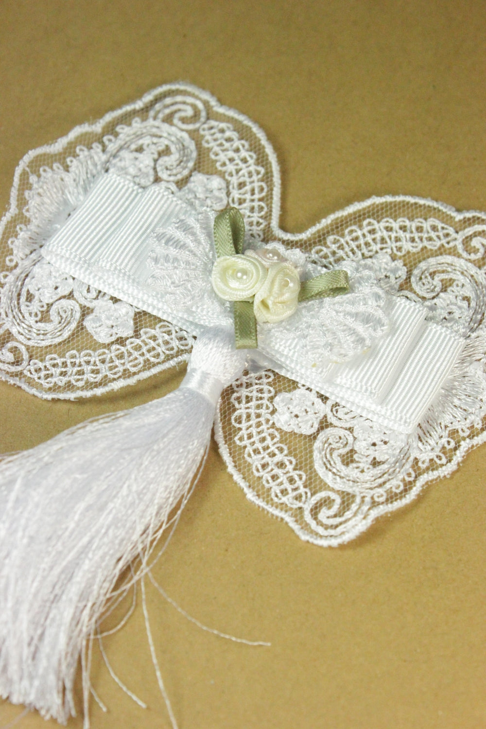 Aplicatie Fundita, Alb, 10 x 8cm  Ciucure 7cm