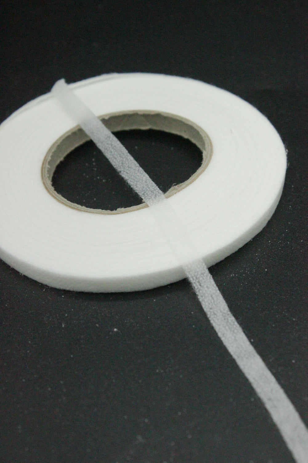 banda termoadeziva de hartie 6mm, Alb 50m/Rola