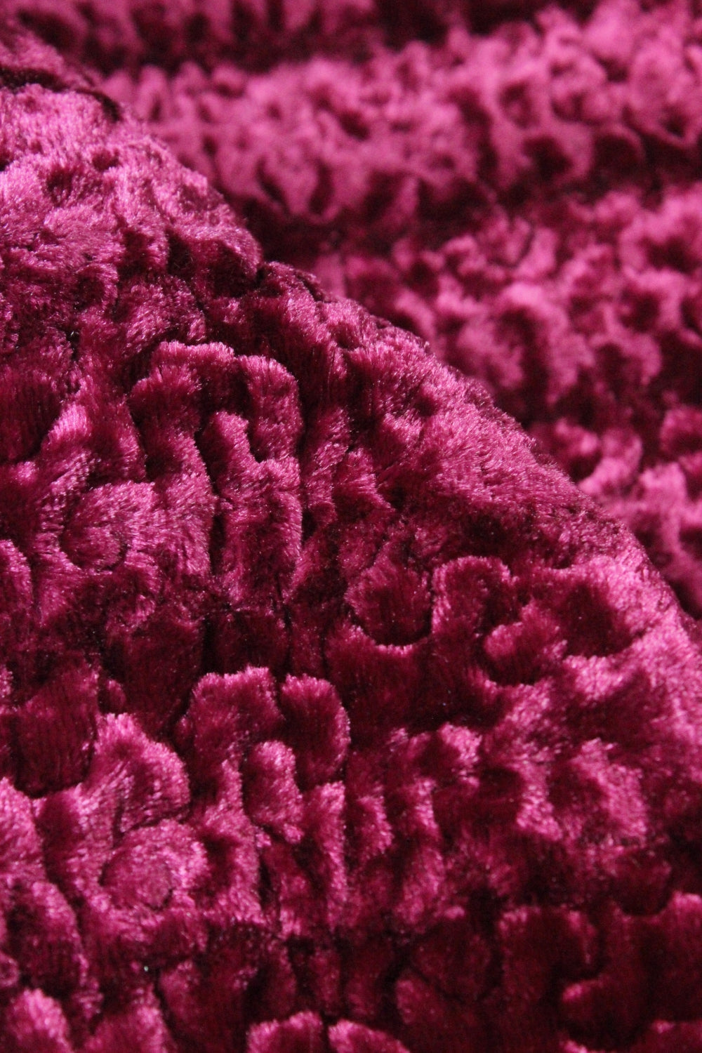 Blana Artificiala De Astrahan Cu Fir Scurt, Magenta