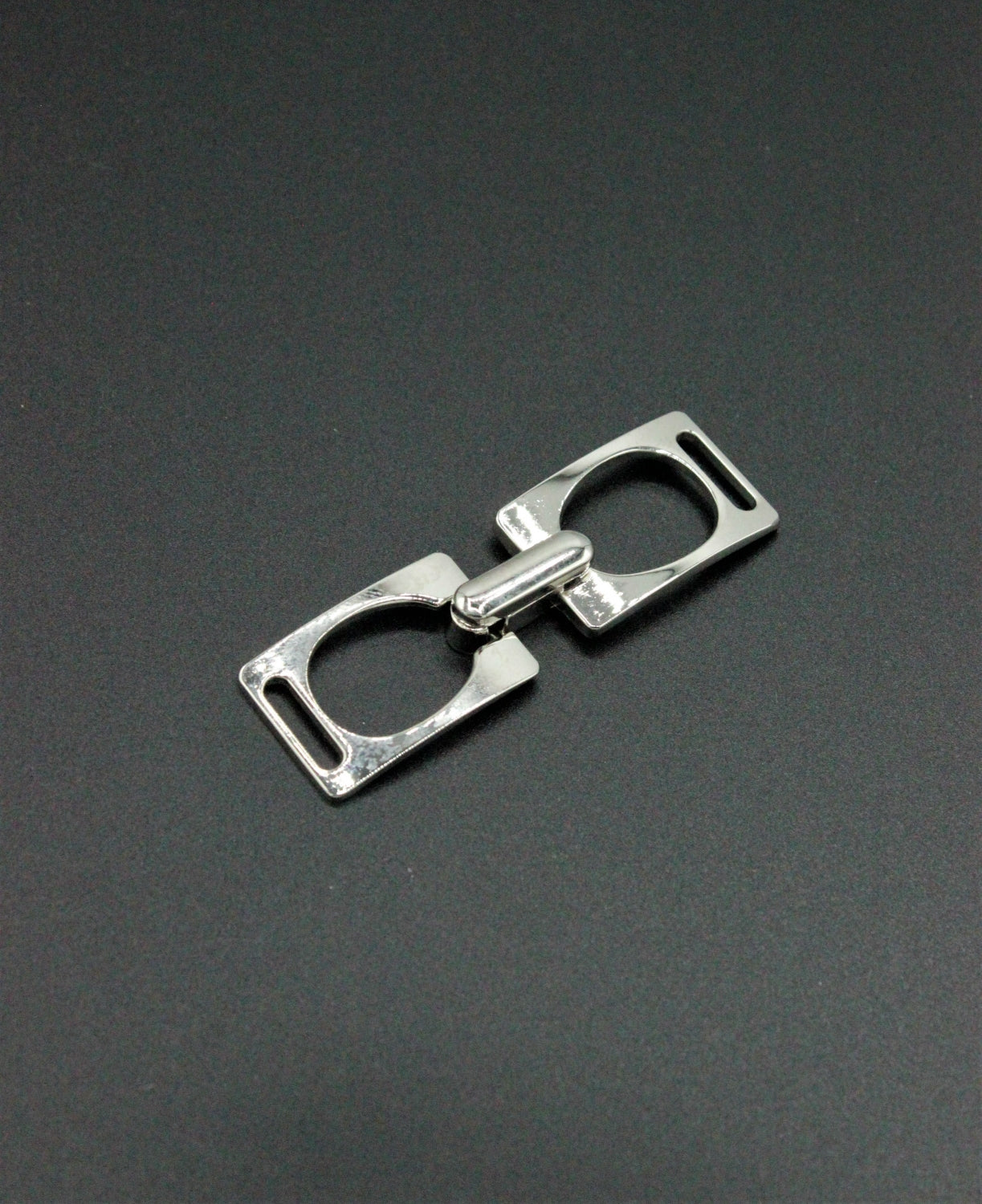 Brandemburg Metalic, 7x2cm, Argntiu