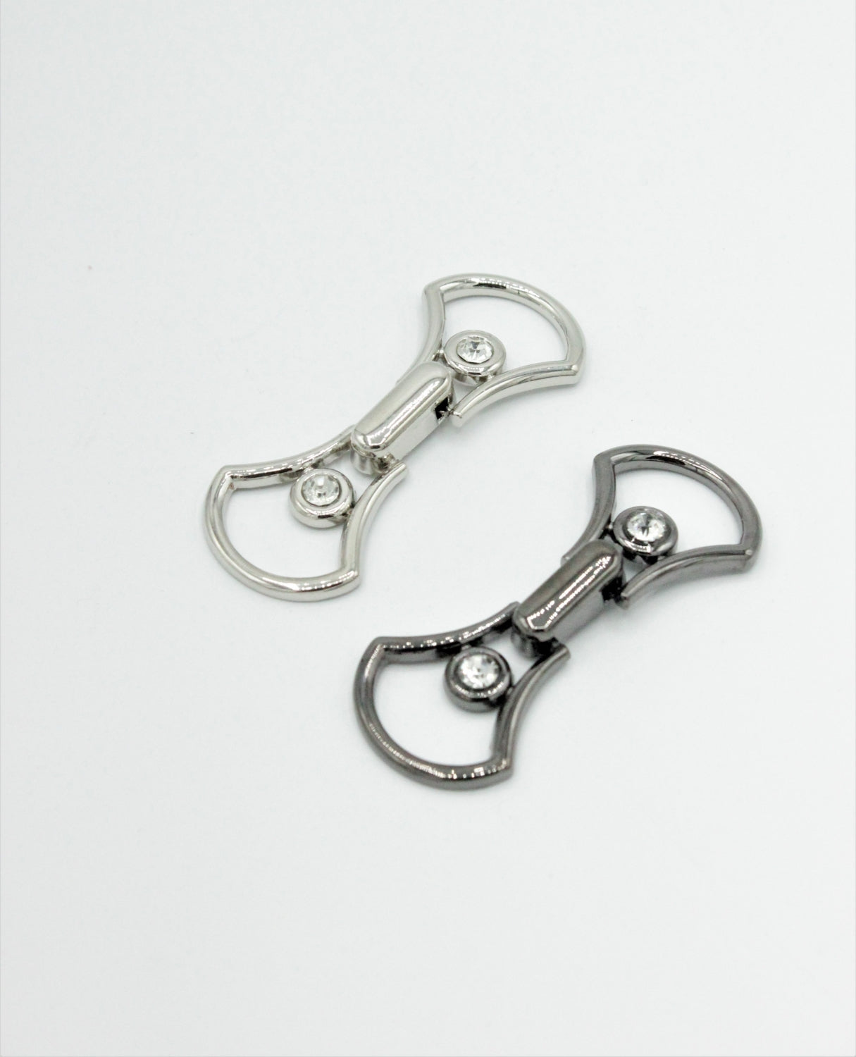 Brandemburg Metalic Cu Strasuri, Gri Si Argintiu, 6x3cm