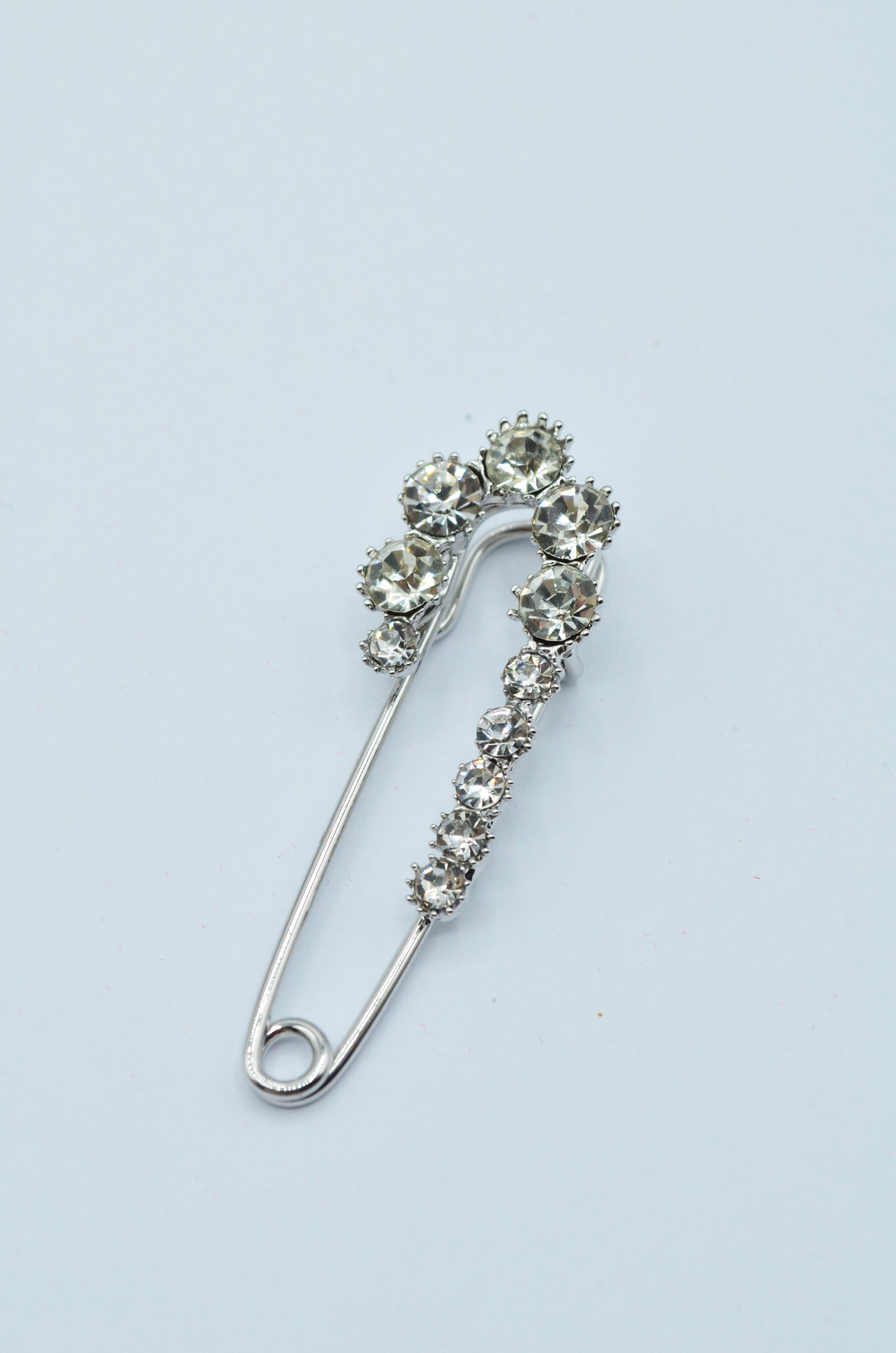 Ac De Brosa Cu Pietre, 5cm, Argintiu