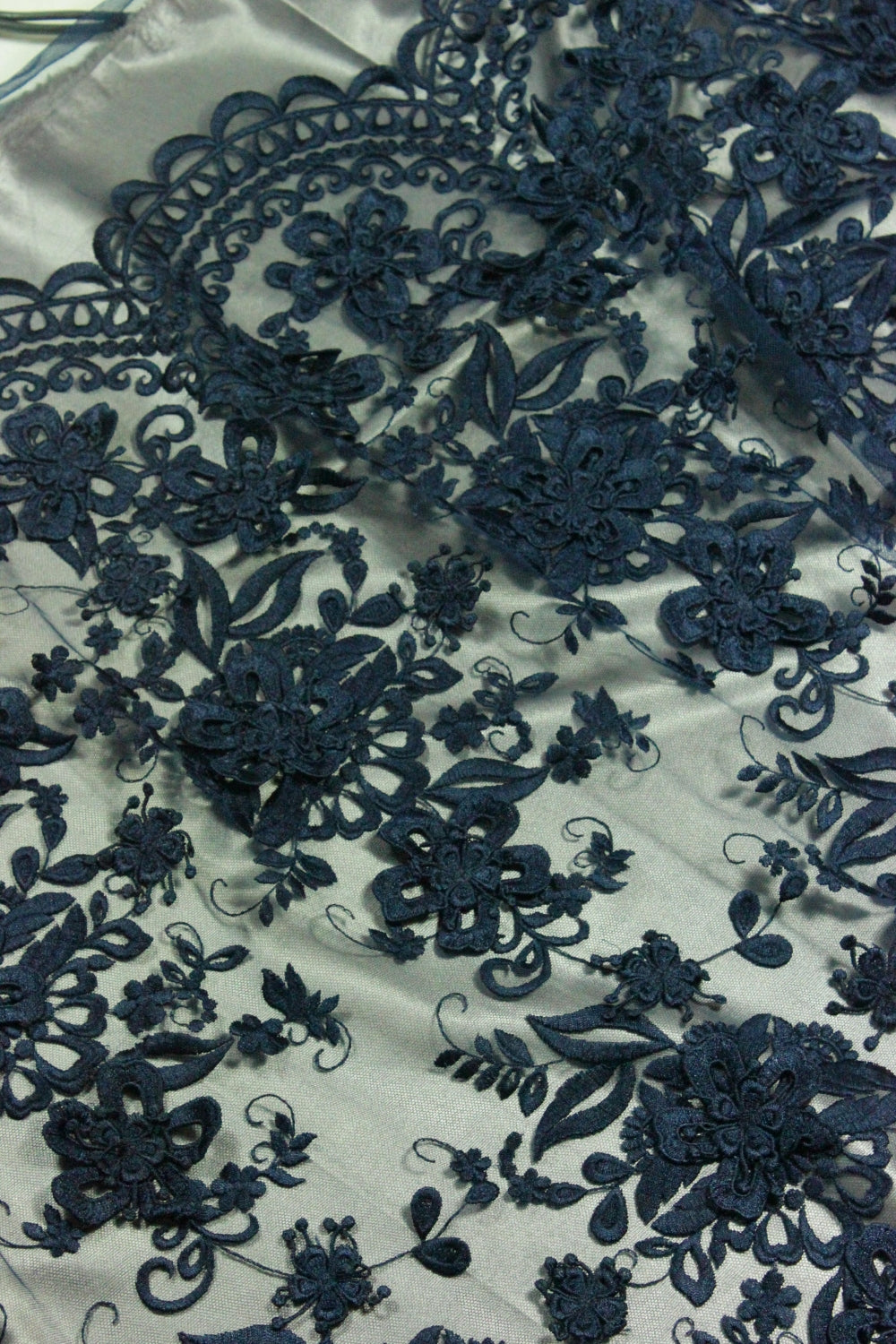 Broderie 3D Pe Tull, Bleumarin