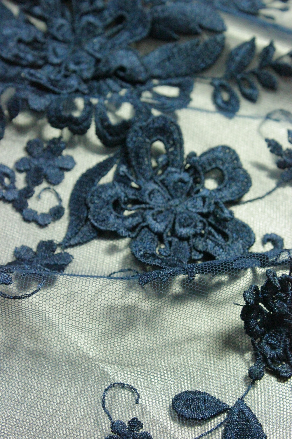 Broderie 3D Pe Tull, Bleumarin