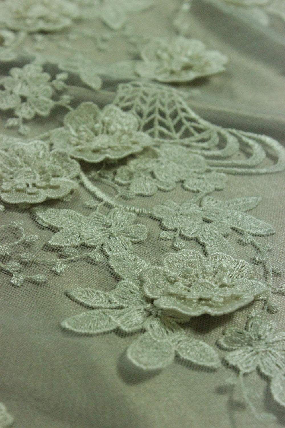Broderie 3D Pe Tull, Crem Unt