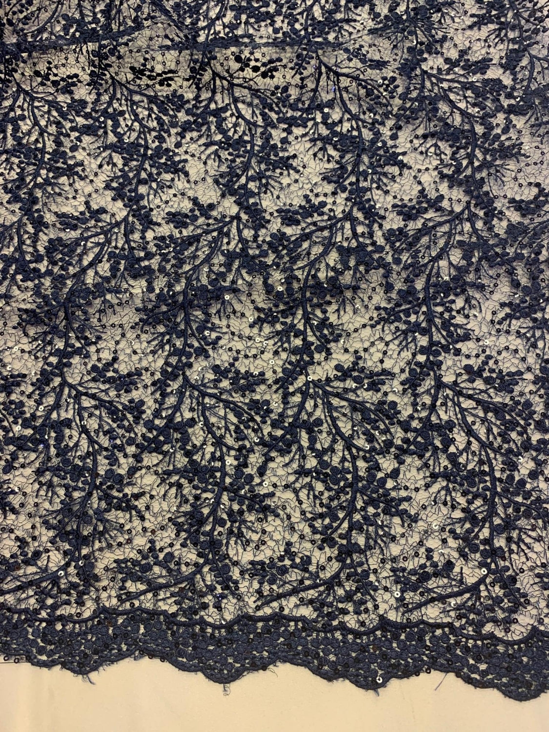 Broderie Cu Insertie De Paiete Fine, Bleumarin