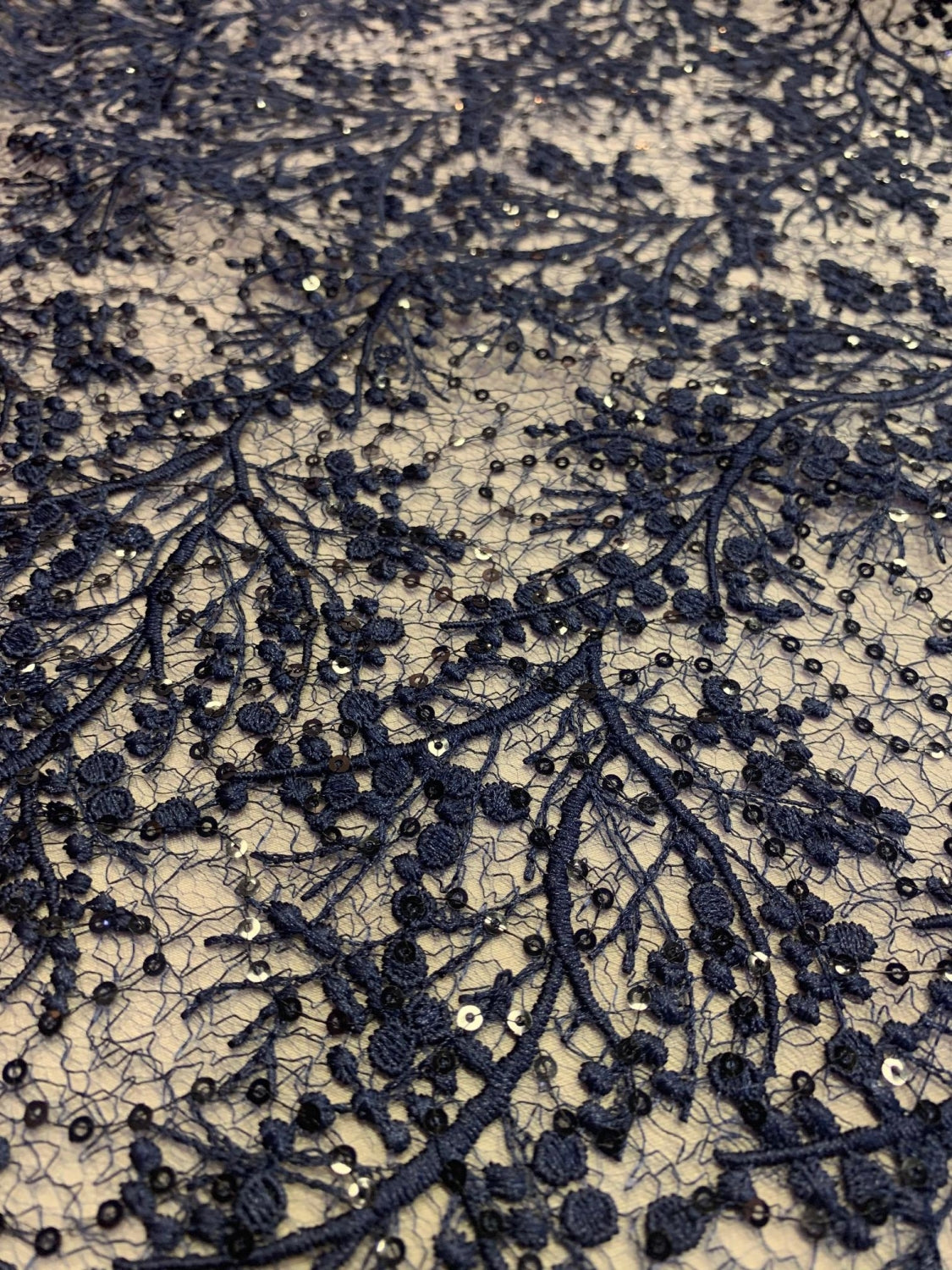 Broderie Cu Insertie De Paiete Fine, Bleumarin