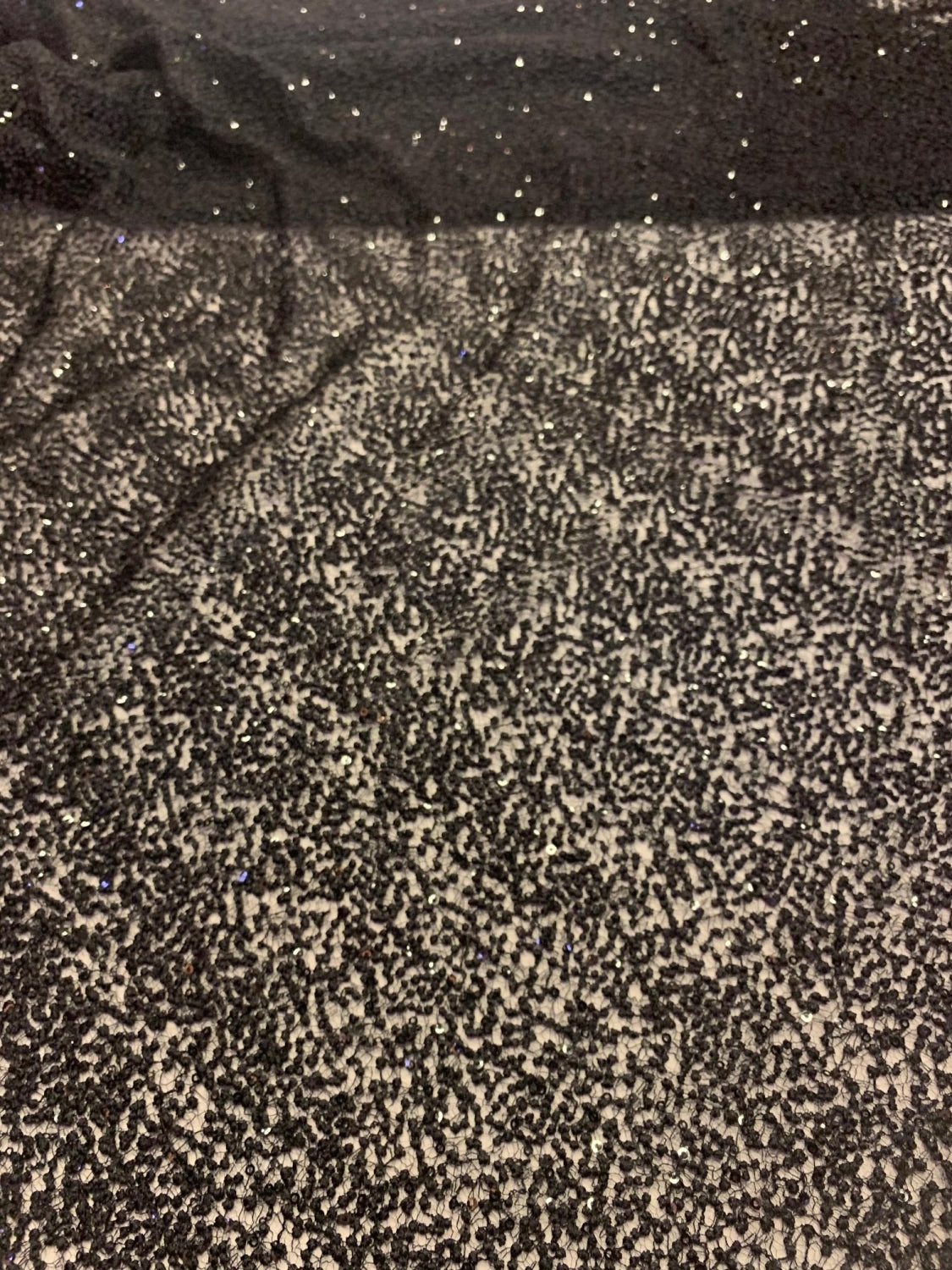 Broderie Cu Insertie De Paiete Fine, Negru