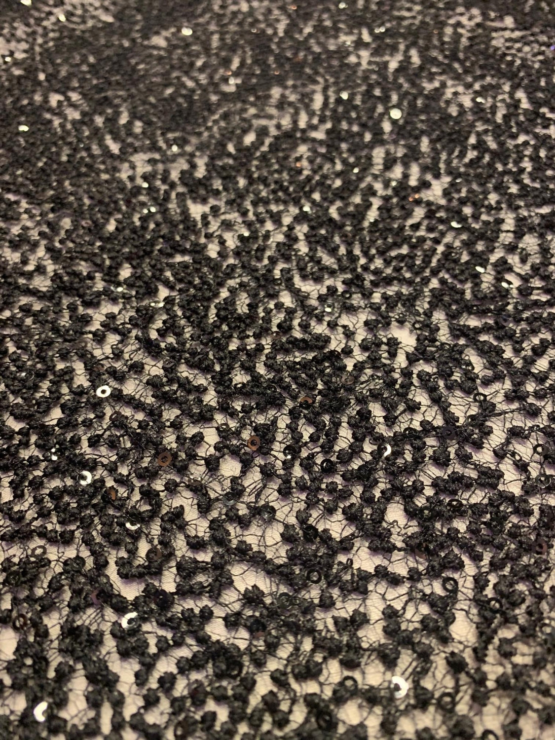 Broderie Cu Insertie De Paiete Fine, Negru