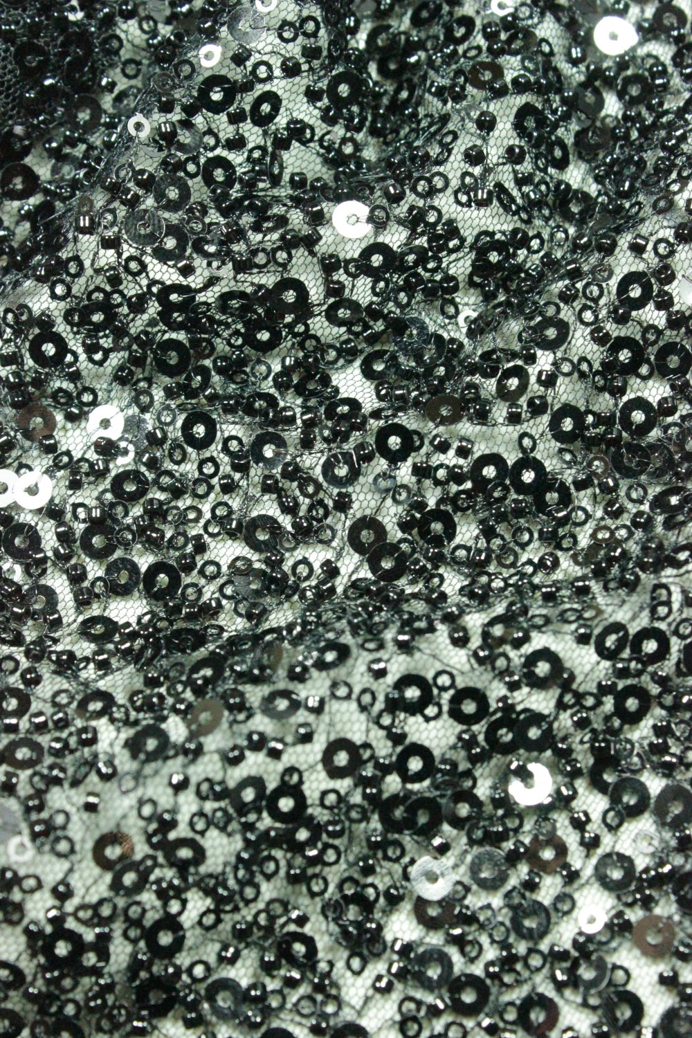 Broderie Cu Margele Si Paiete, Negru
