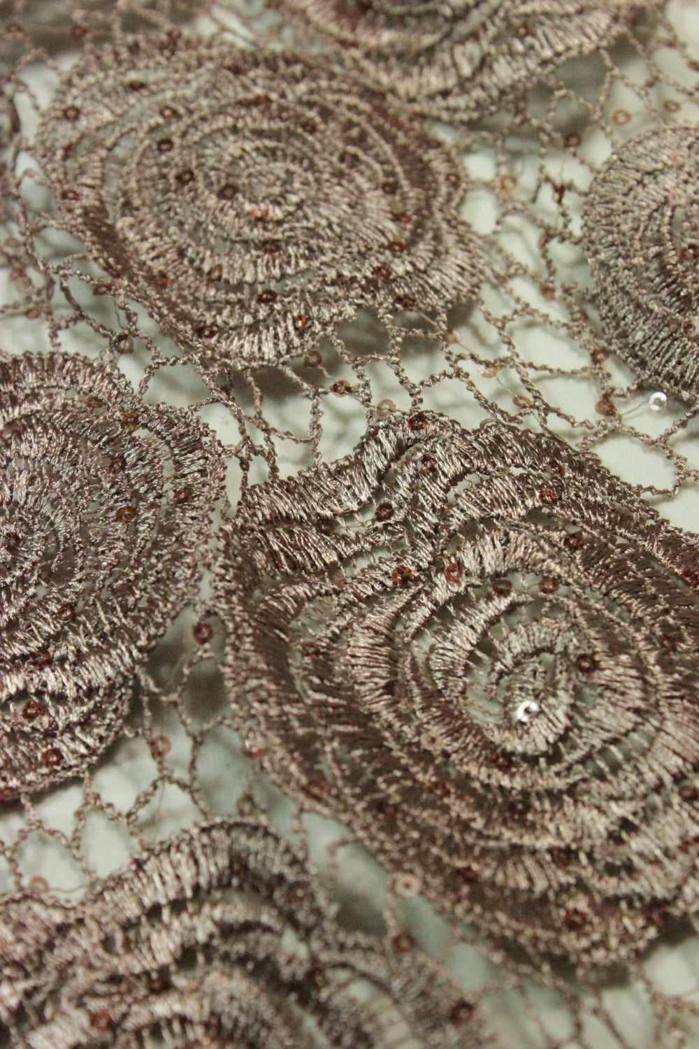 Broderie Cu Paiete Fine, Bej Roze
