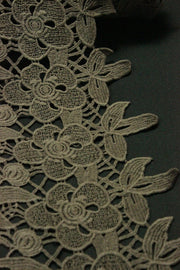 Broderie Sparta, Bej, 55cm