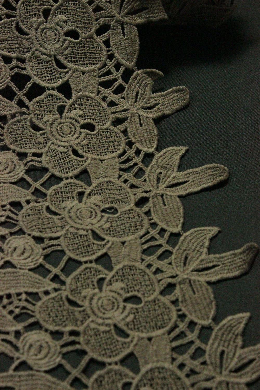 Broderie Sparta, Bej, 55cm