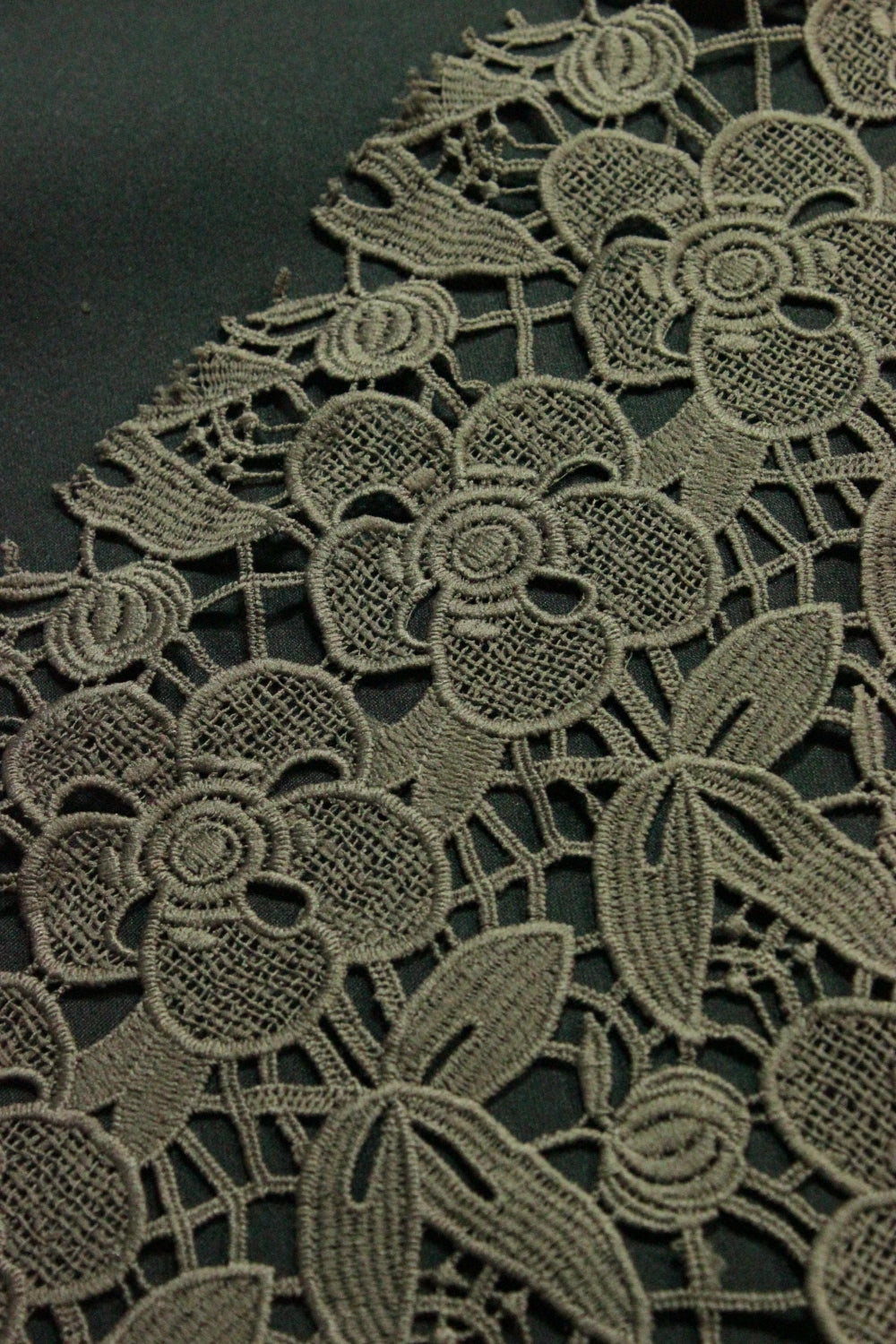 Broderie Sparta, Bej, 55cm