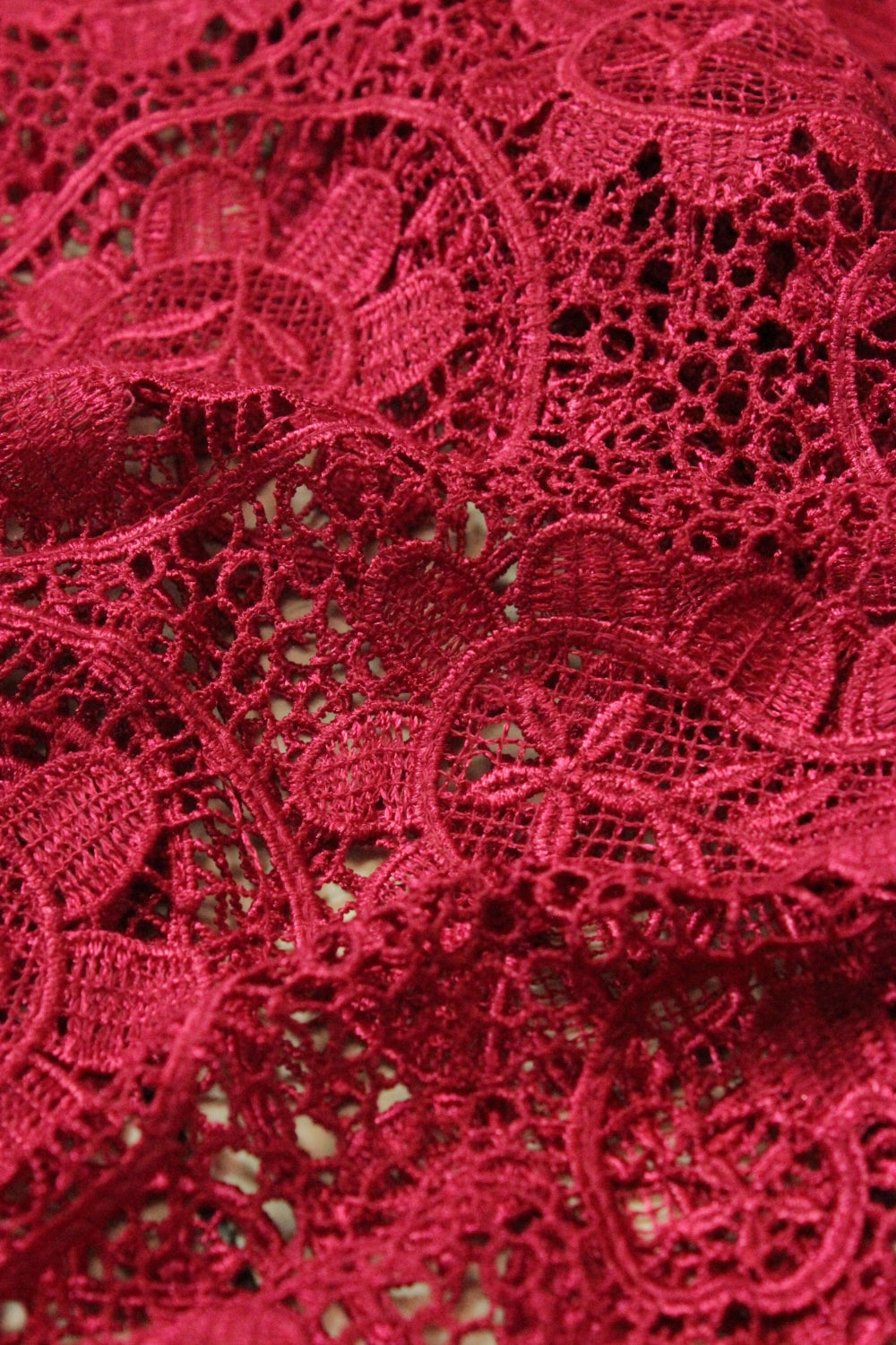 Broderie Sparta, Trandafiriu