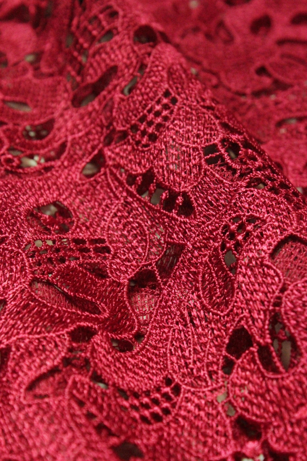 Broderie Sparta, Trandafiriu
