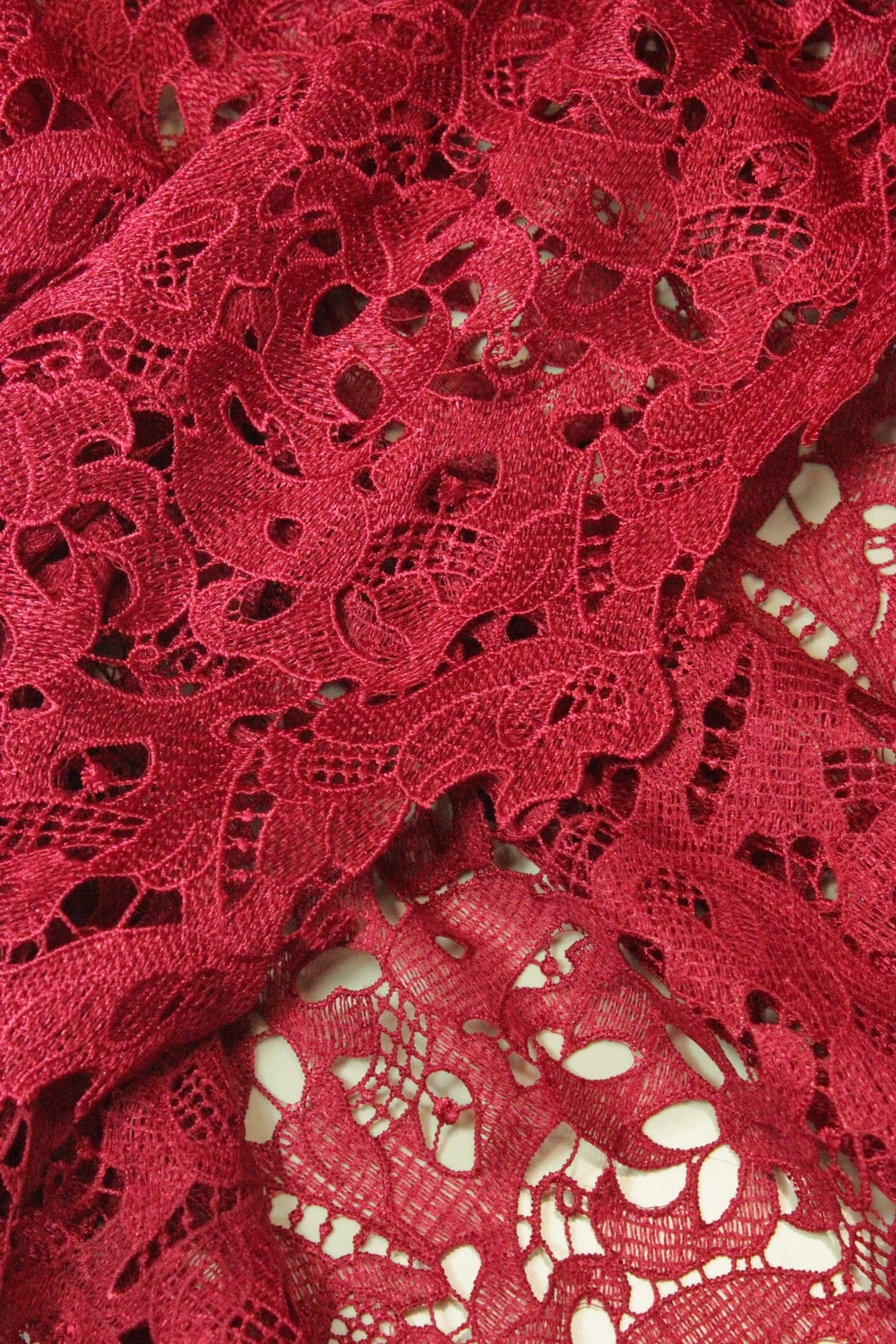 Broderie Sparta, Trandafiriu