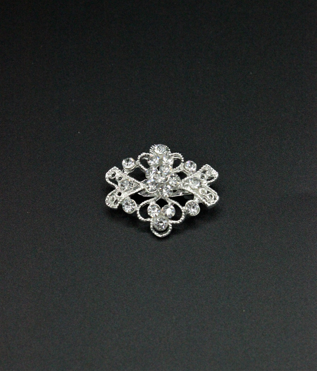 Brosa Cu Pietre, 30mm