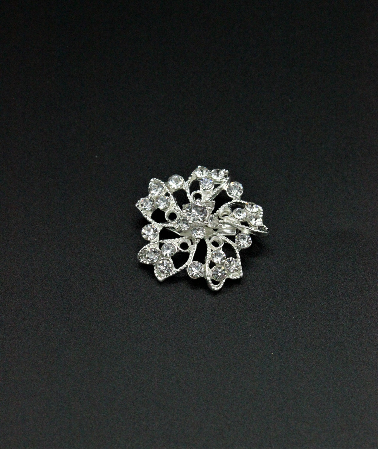 Brosa Cu Pietre, 30mm
