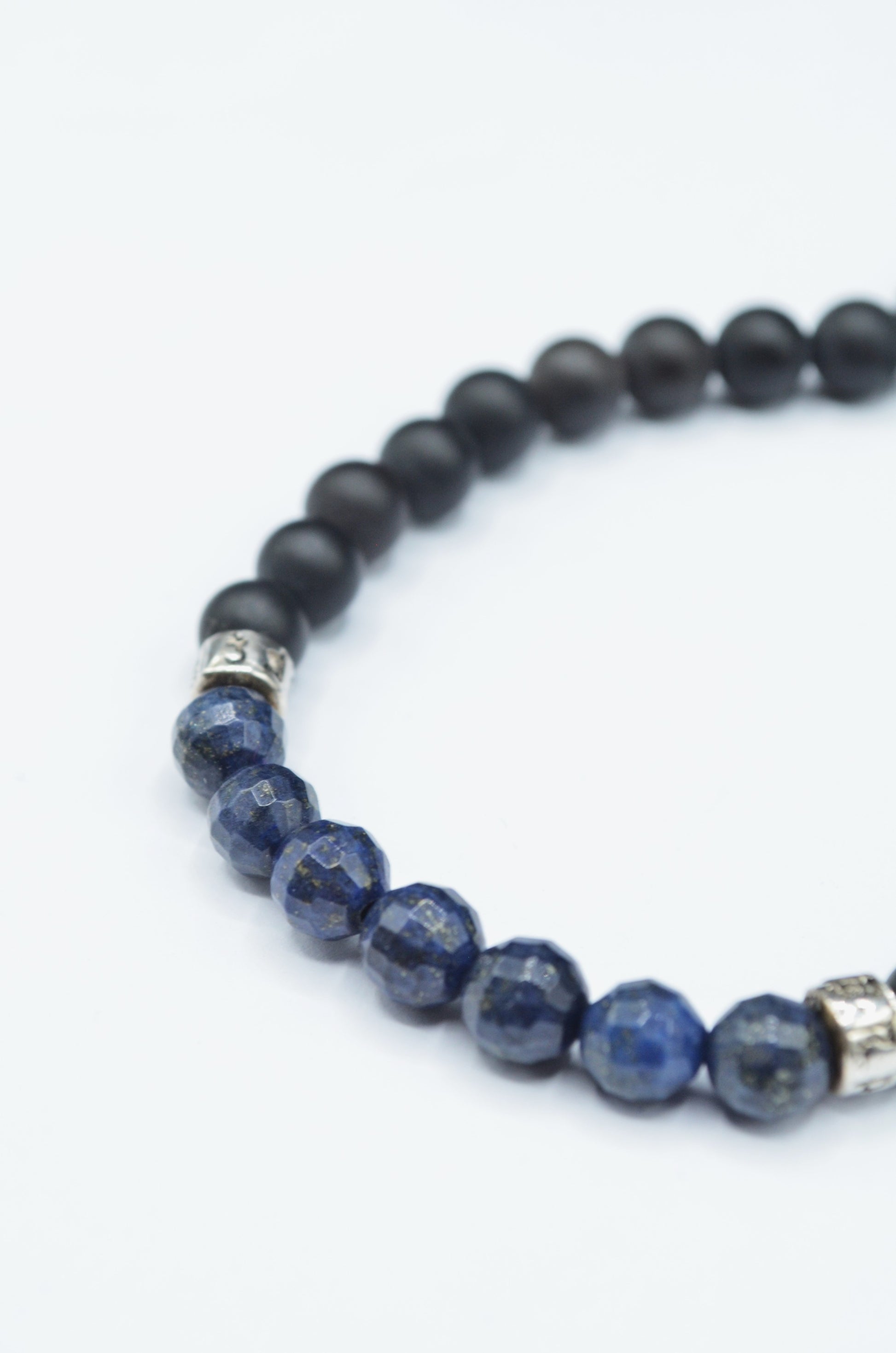 Bratara Cu Pietre Semipretioase  Lapis Lazuli, Onix Mat Si Argint