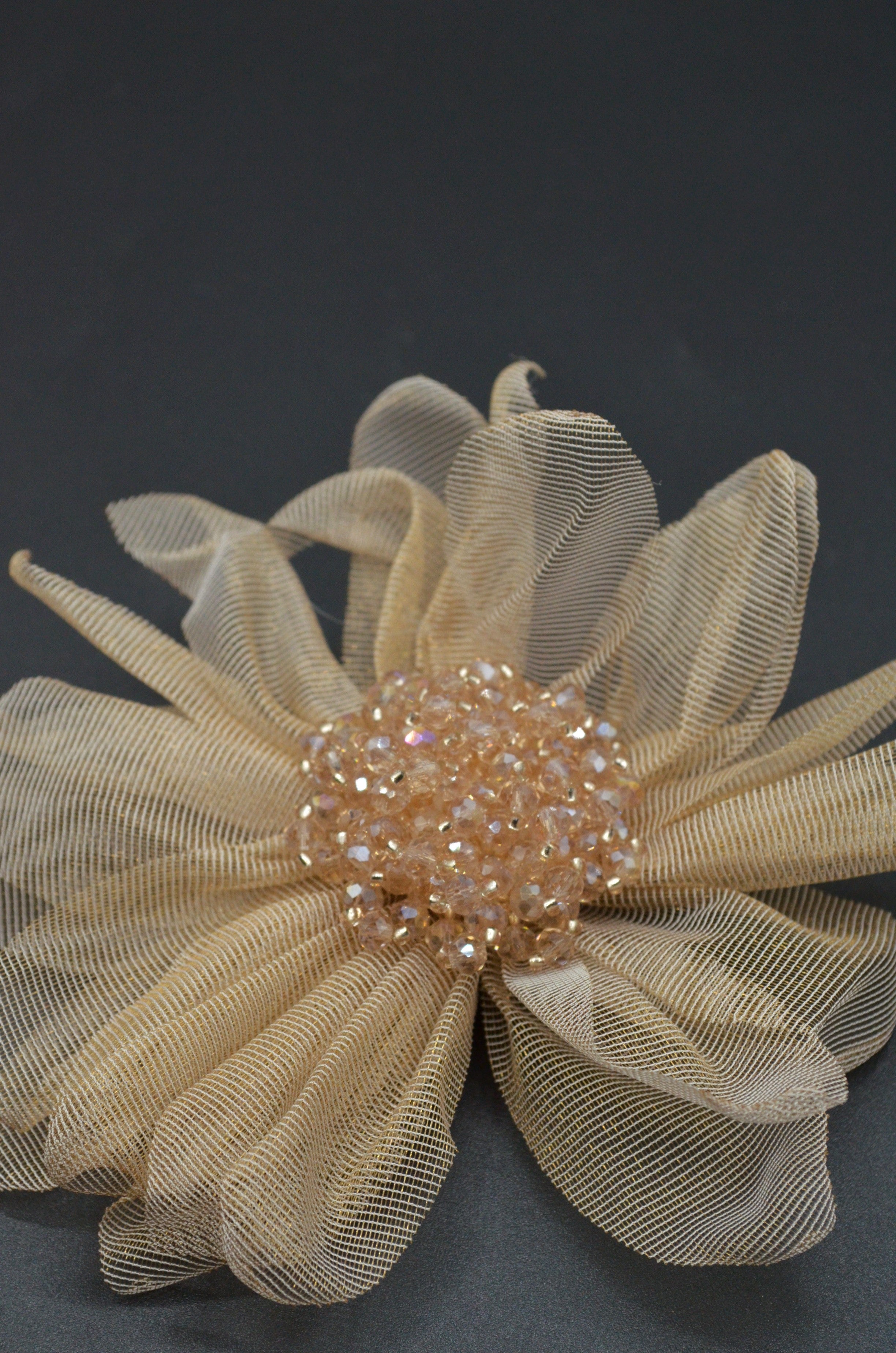 Floare Din Tull Cu Margele, 11cm, Bej