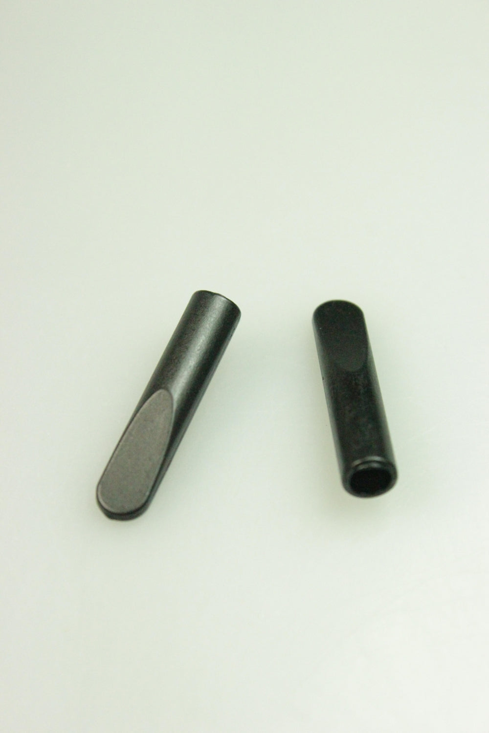Capete Snur 4mm, Metal, Negru Mat, (2Buc)