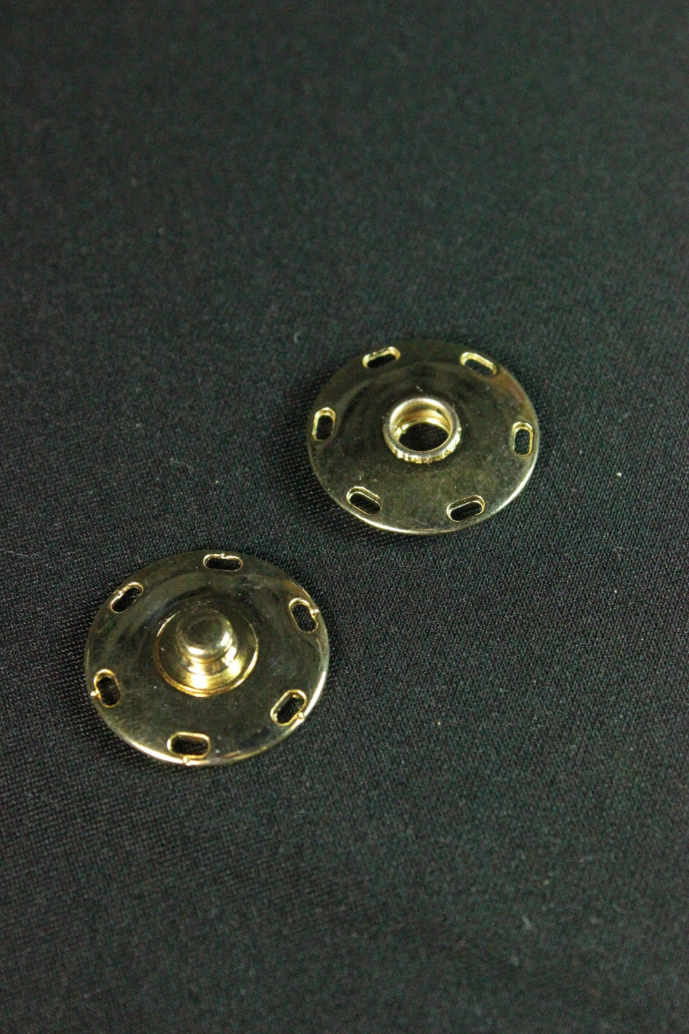Capse Metalice Aurii, 22mm