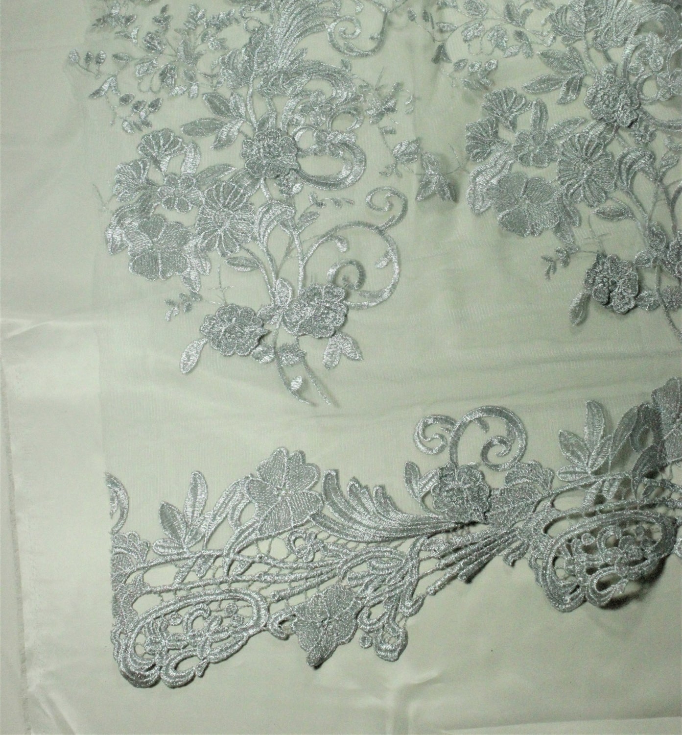 Cupon Broderie 3D, Argintiu, 130x135cm