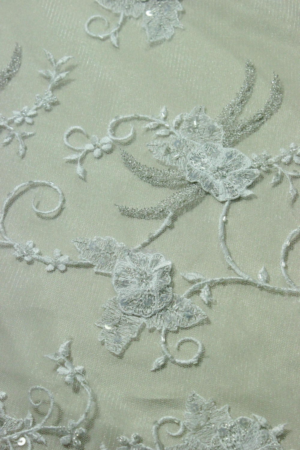 Cupon Broderie Cu Margele, Ivoire Cu Fir Lame Argintiu 80x130cm
