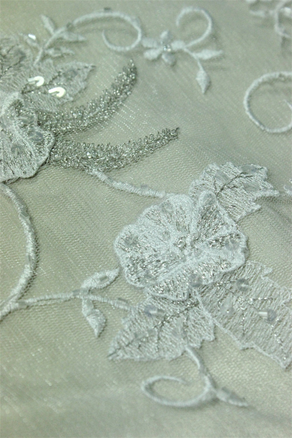 Cupon Broderie Cu Margele, Ivoire Cu Fir Lame Argintiu 80x130cm