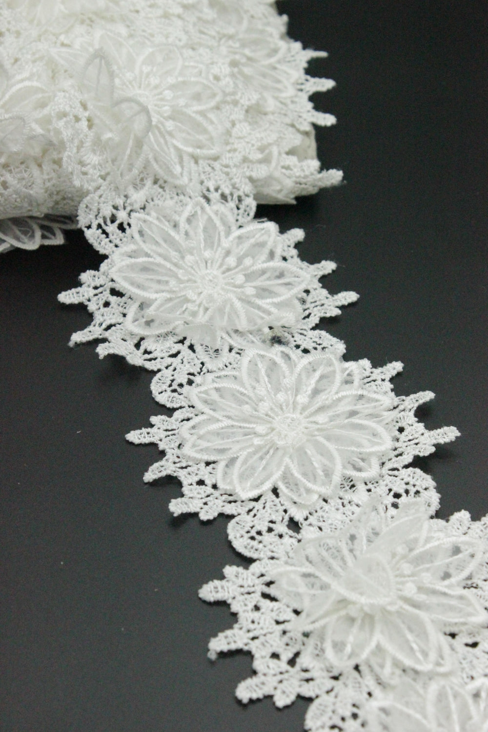 Dantela 3D Cu Flori Din Organza, 10cm, Ivoire